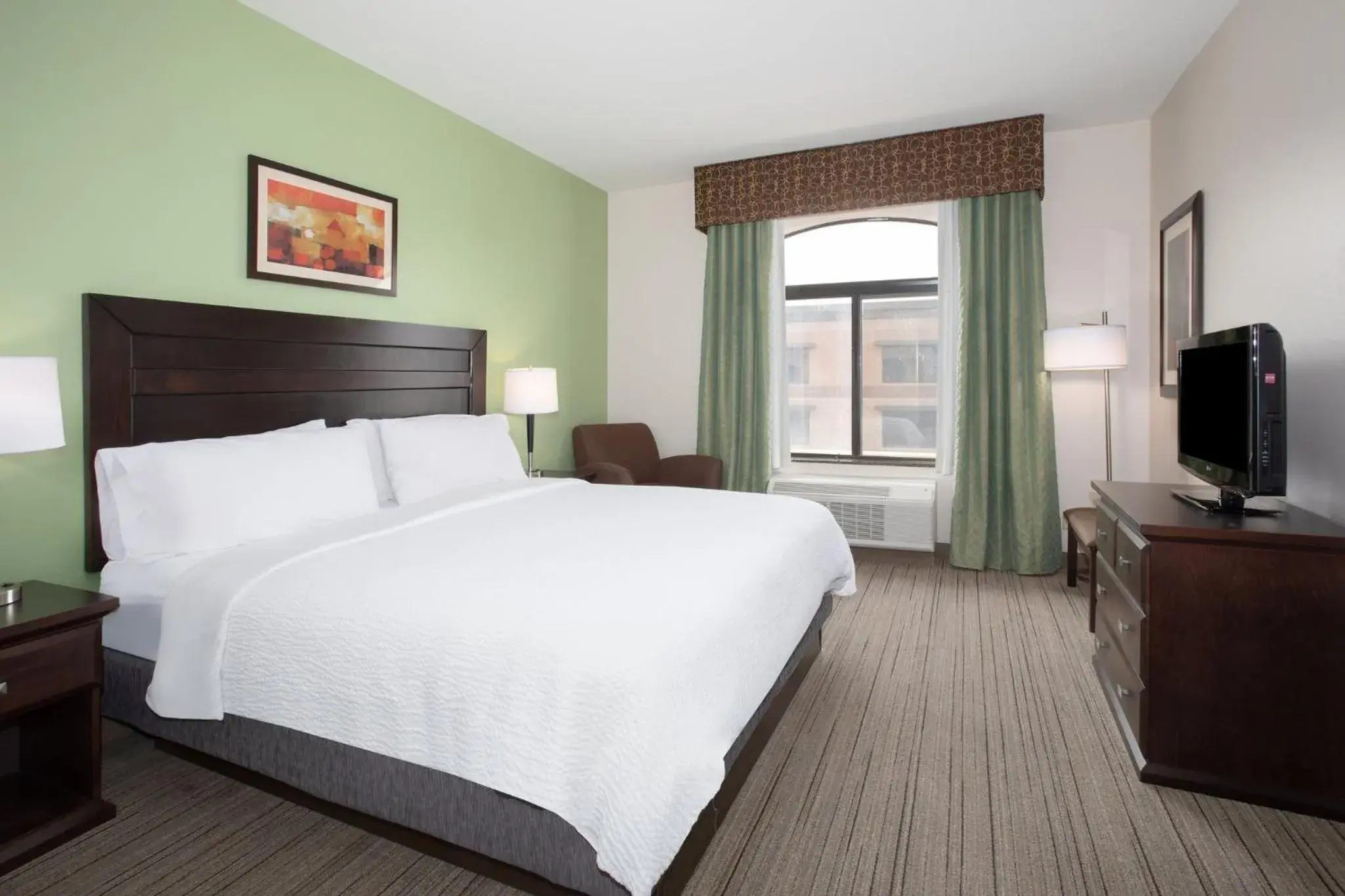 King Room - Mobility Access/Hearing Accessible in Holiday Inn Express & Suites Oro Valley-Tucson North by IHG King Room - Mobility Access/Hearing Accessible in Holiday Inn Express & Suites Oro Valley-Tucson North by IHG