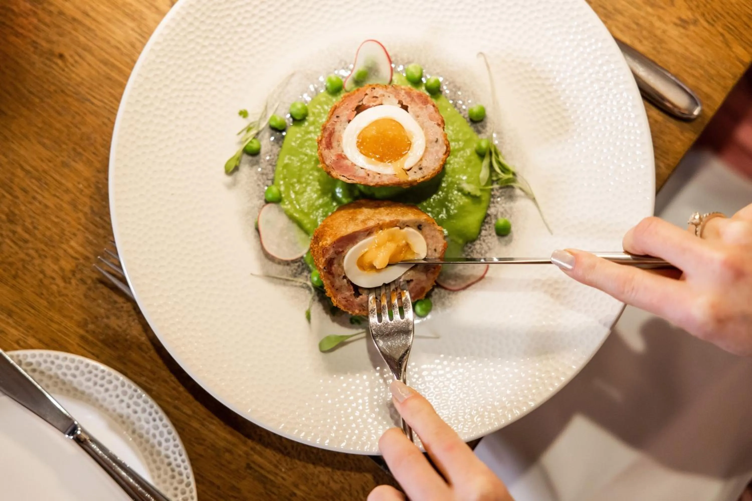 Food in Greenhills Country Hotel