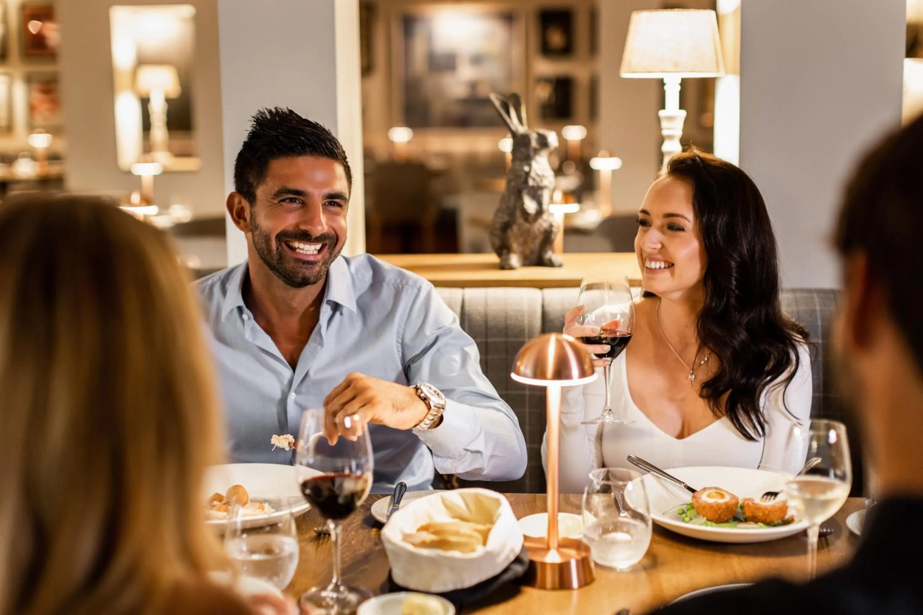 Restaurant/places to eat in Greenhills Country Hotel