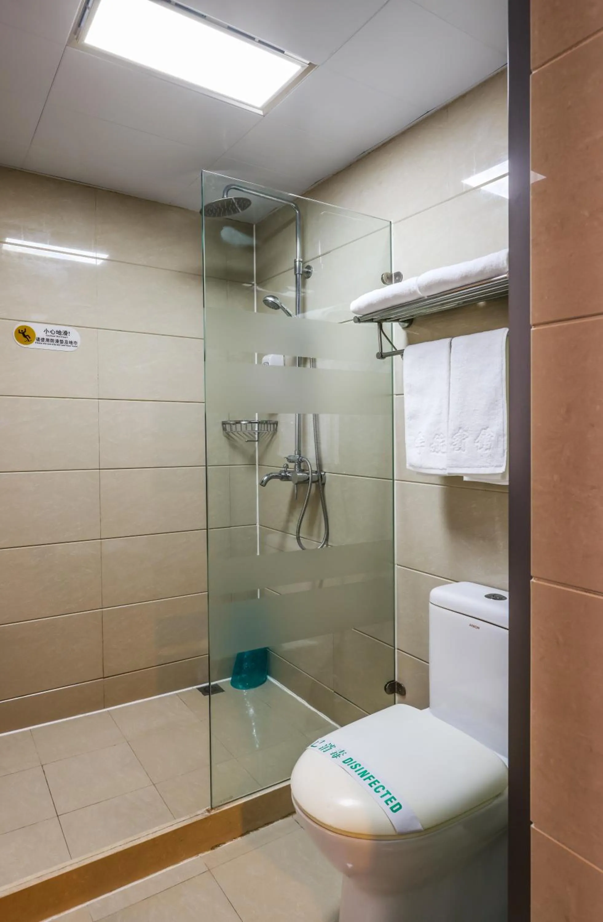 Property building in Shanghai YUHANG Hotel