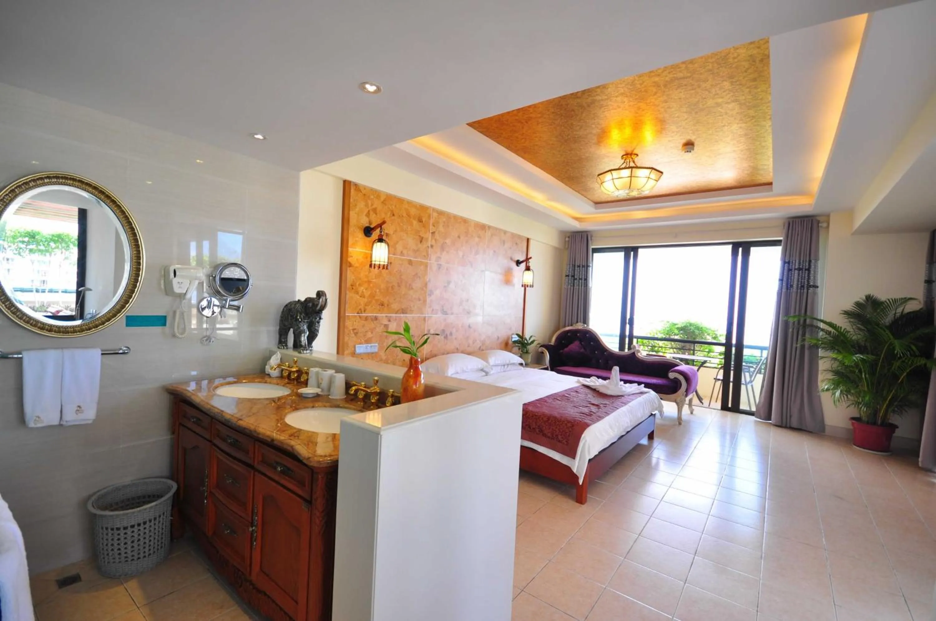 Bathroom, Bed in Palm Beach Resort & Spa