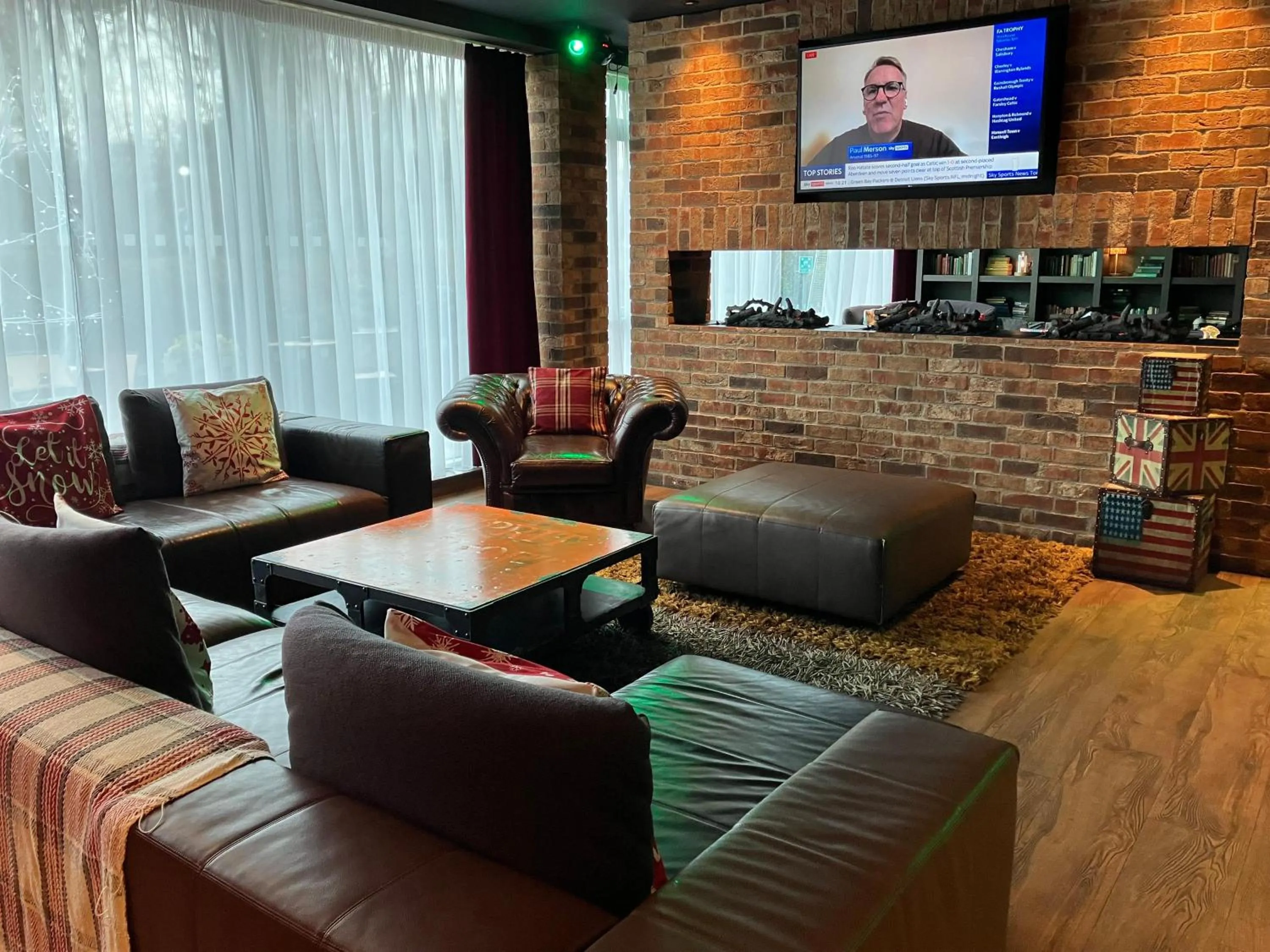 Lobby or reception in pentahotel Warrington