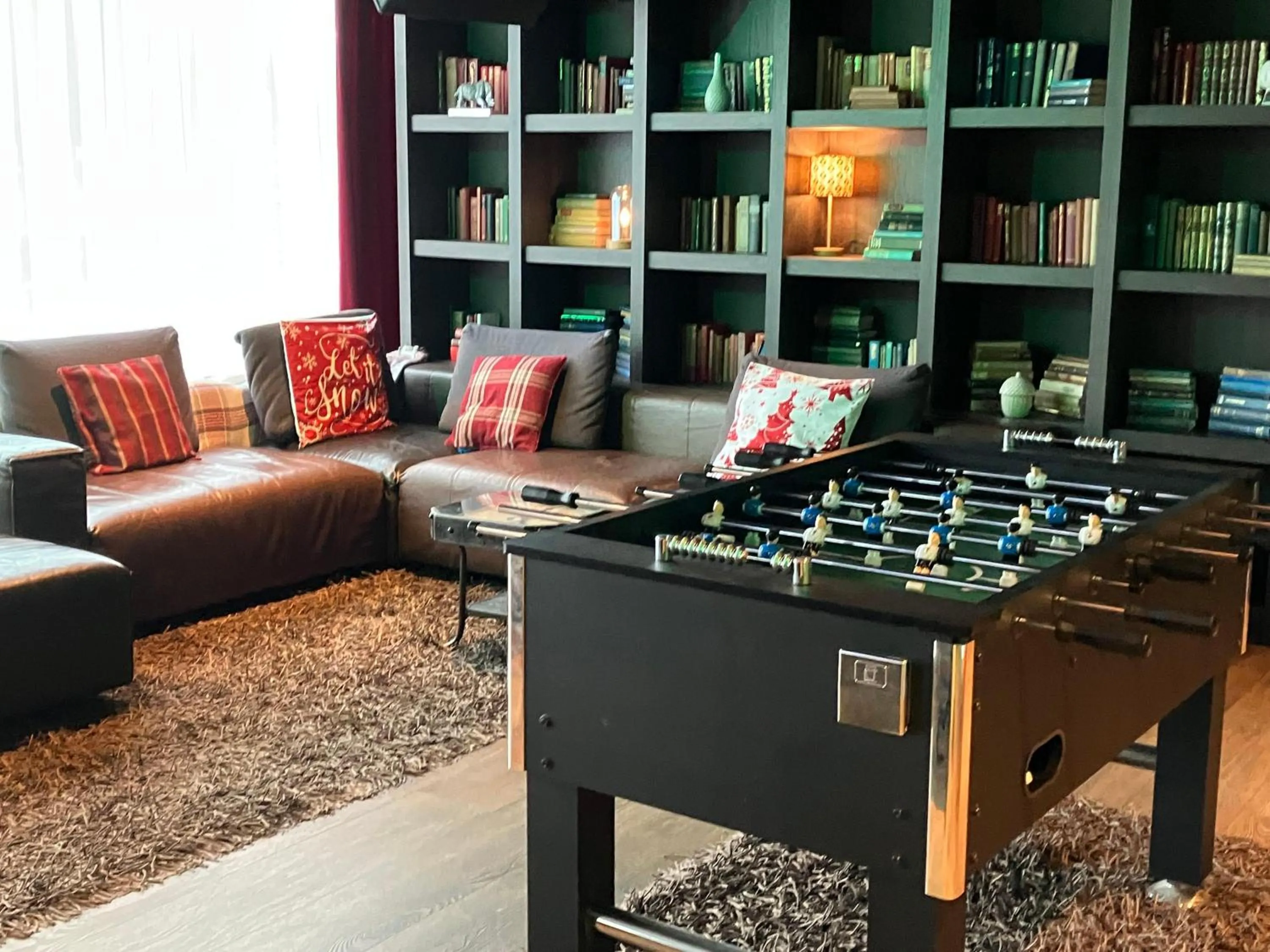 Lobby or reception in pentahotel Warrington