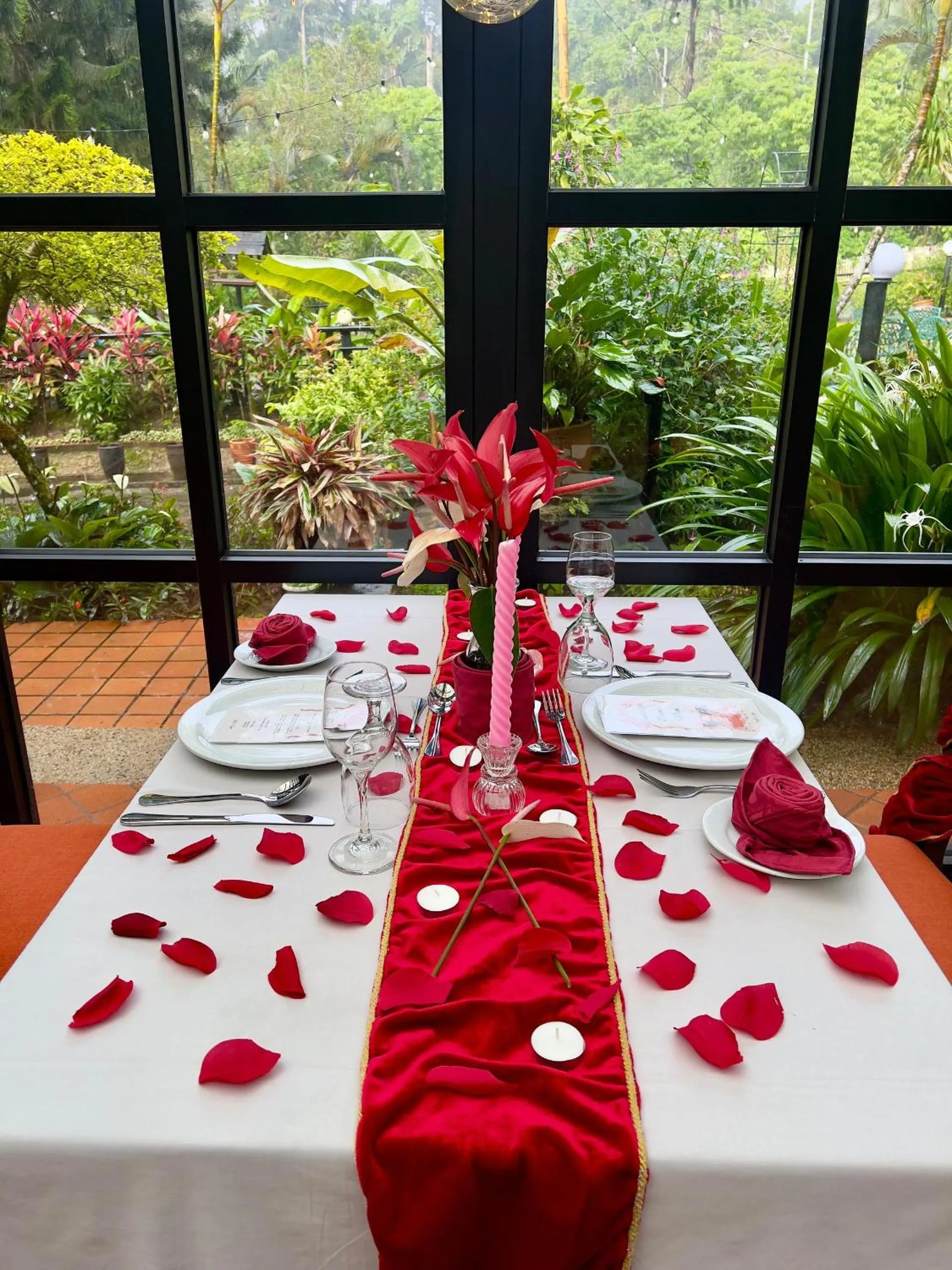 Restaurant/places to eat in Wyndham Garden Shahzan Fraser's Hill