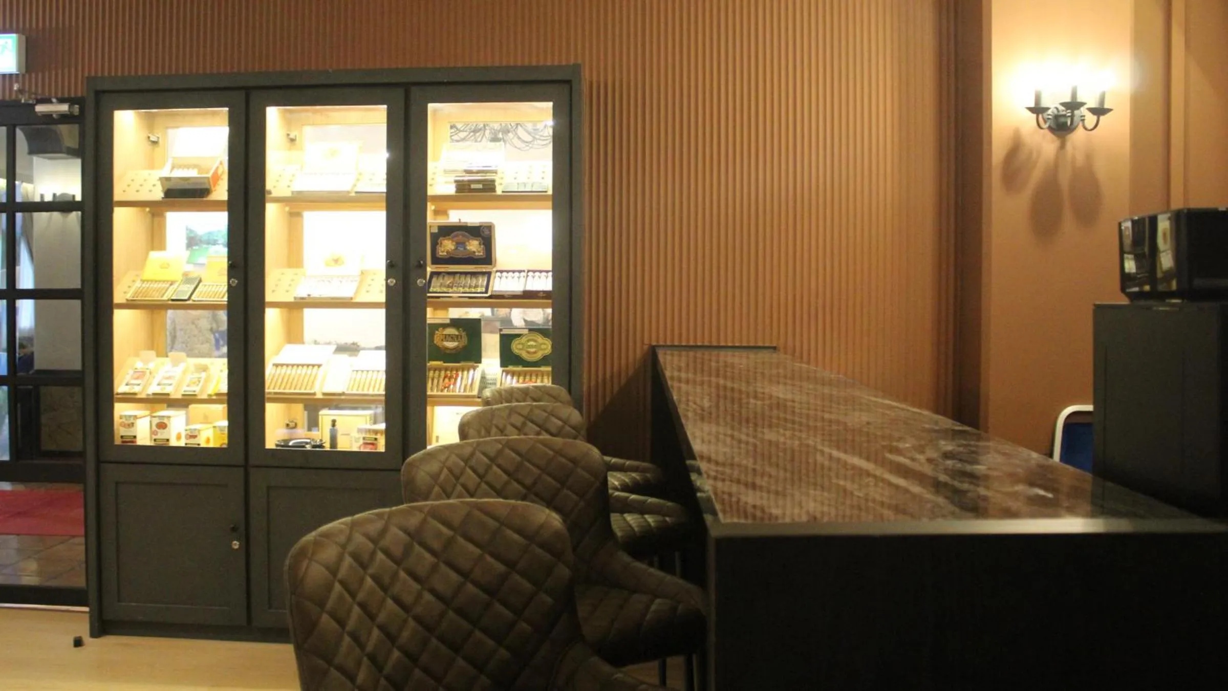 Lounge or bar in Wyndham Garden Shahzan Fraser's Hill