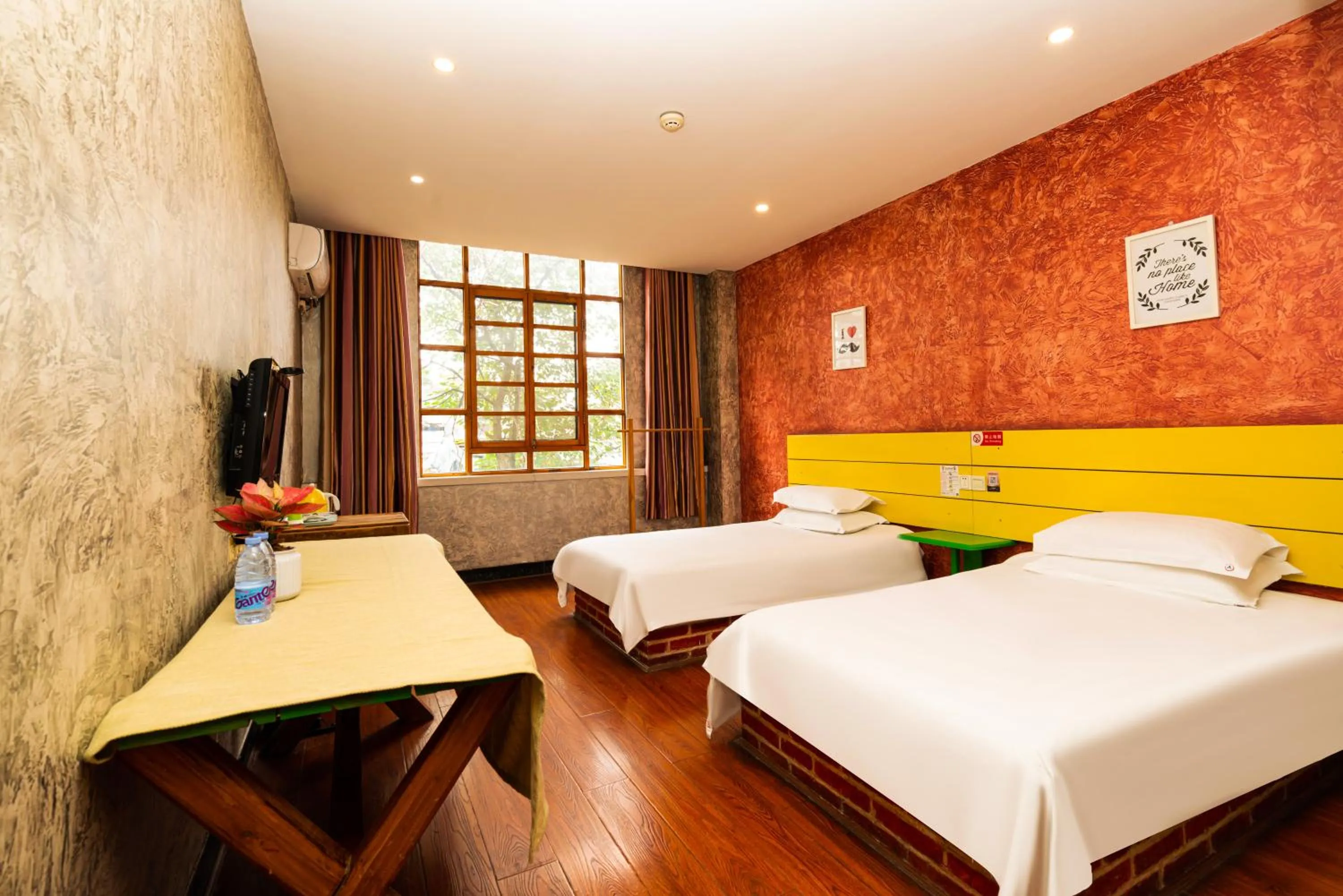 Chengdu Dreams Travel International Youth Hostel