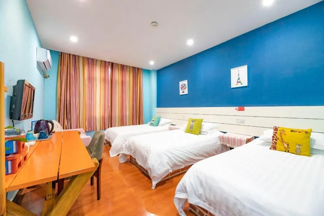 Chengdu Dreams Travel International Youth Hostel