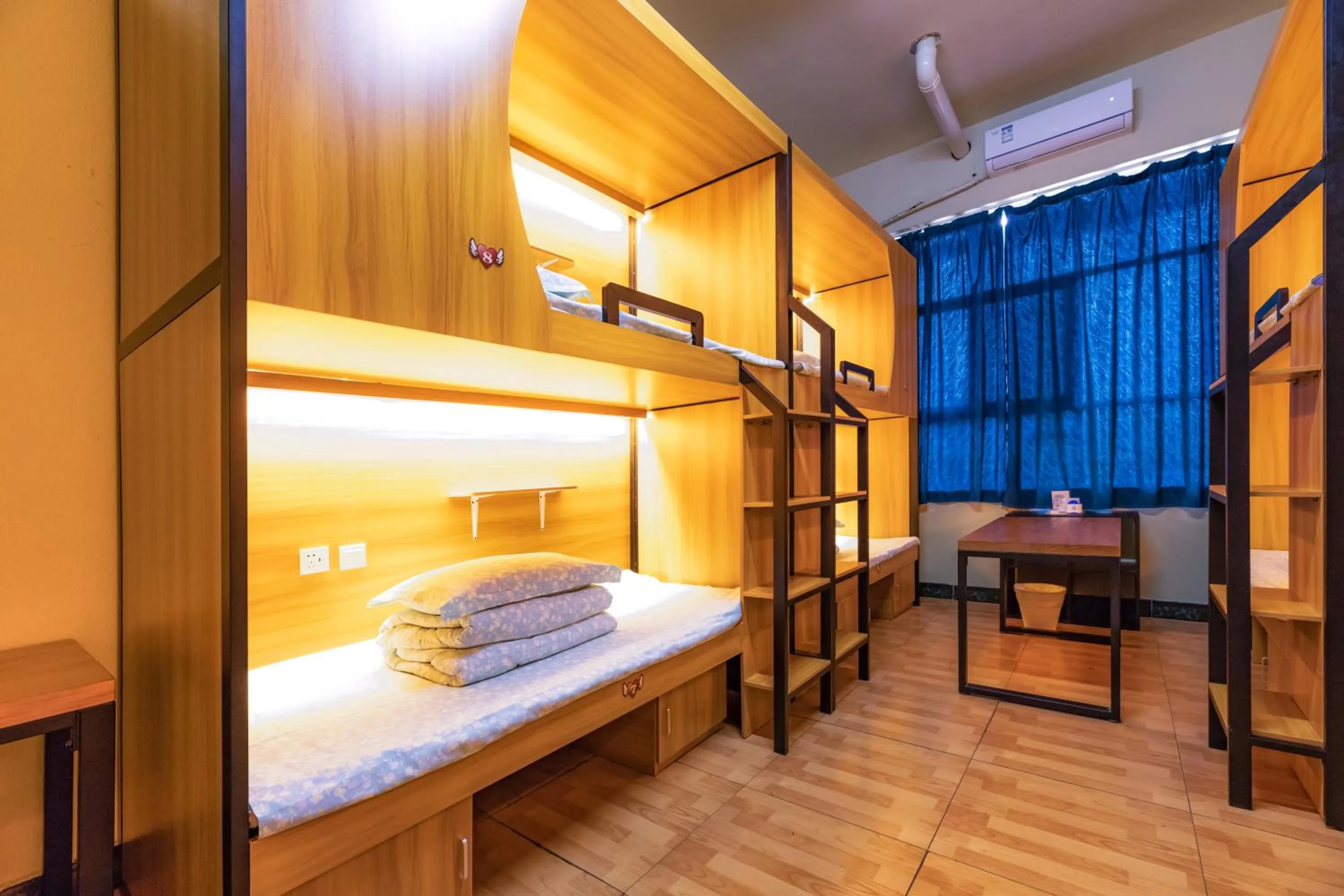 Chengdu Dreams Travel International Youth Hostel