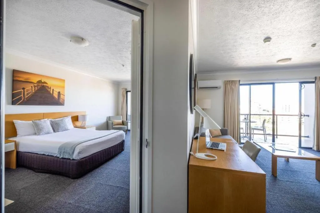 Bed in MainStay Suites Townsville