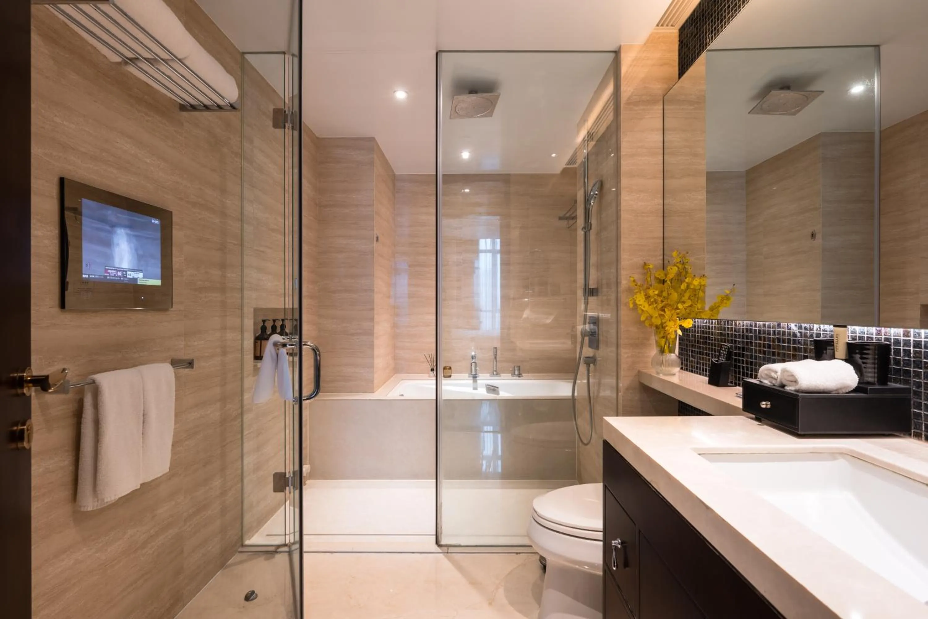 Bathroom in Oakwood Premier Guangzhou