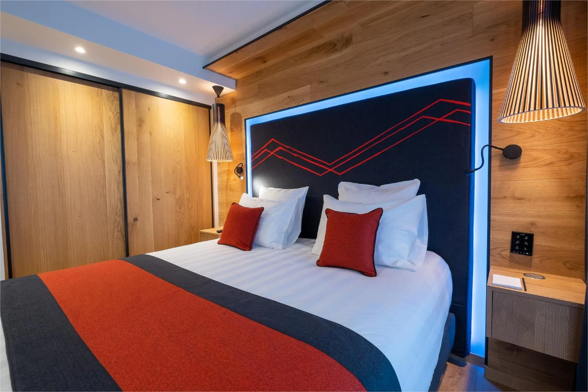 Bed in Hôtel Alparena & Spa - 4 étoiles