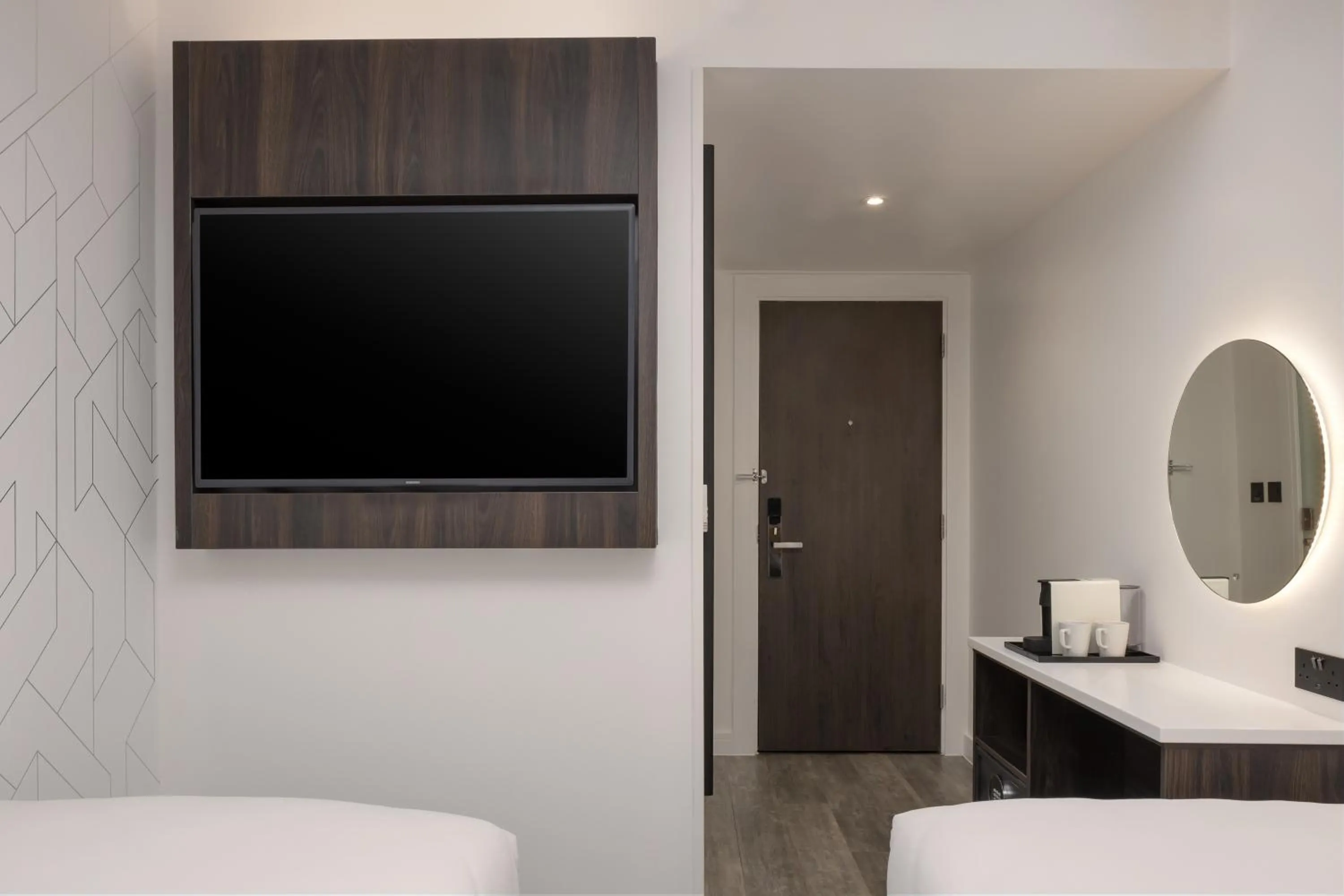 TV and multimedia, Bed in Four Points Flex by Sheraton London Shoreditch East