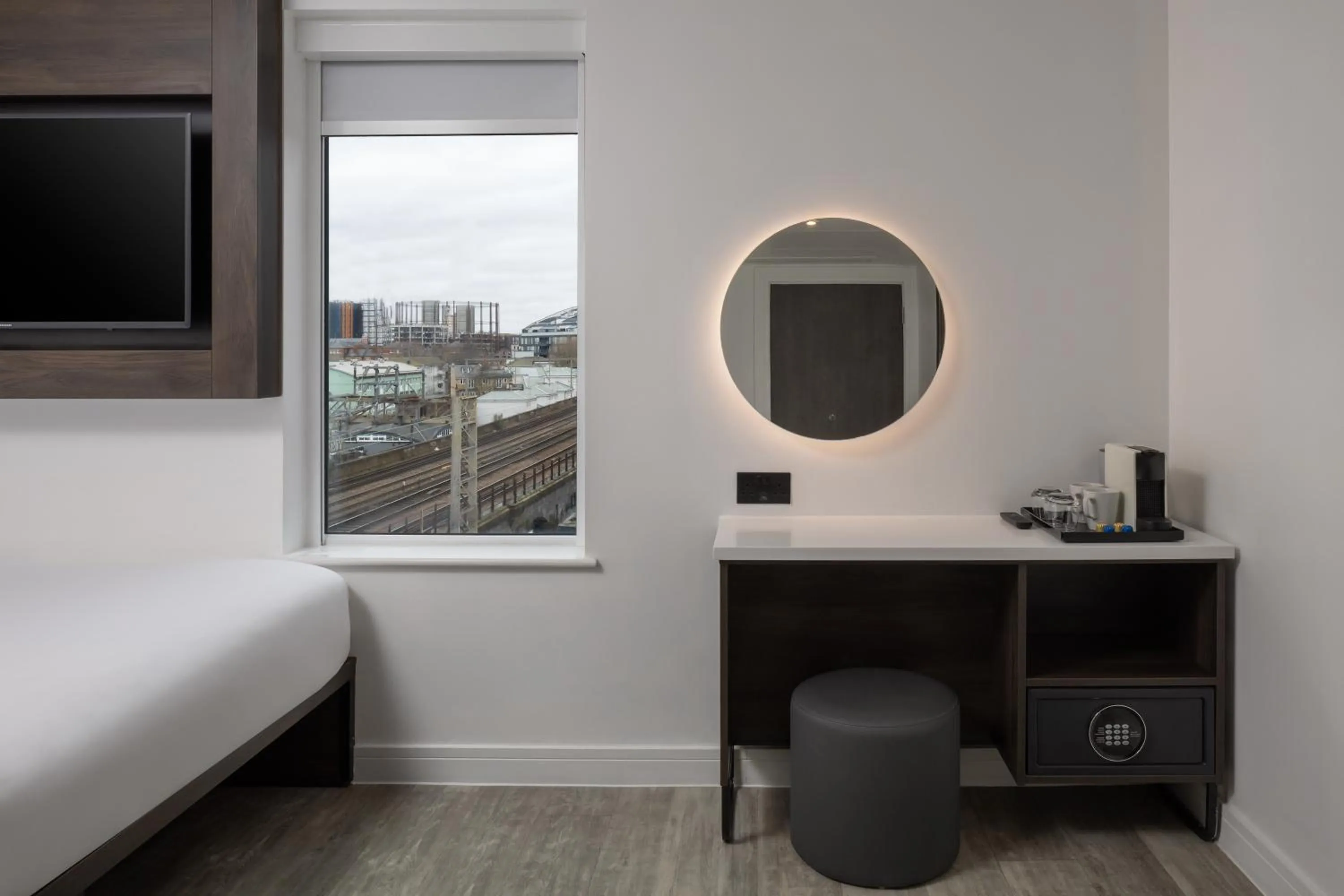 Bedroom, Bed in Four Points Flex by Sheraton London Shoreditch East
