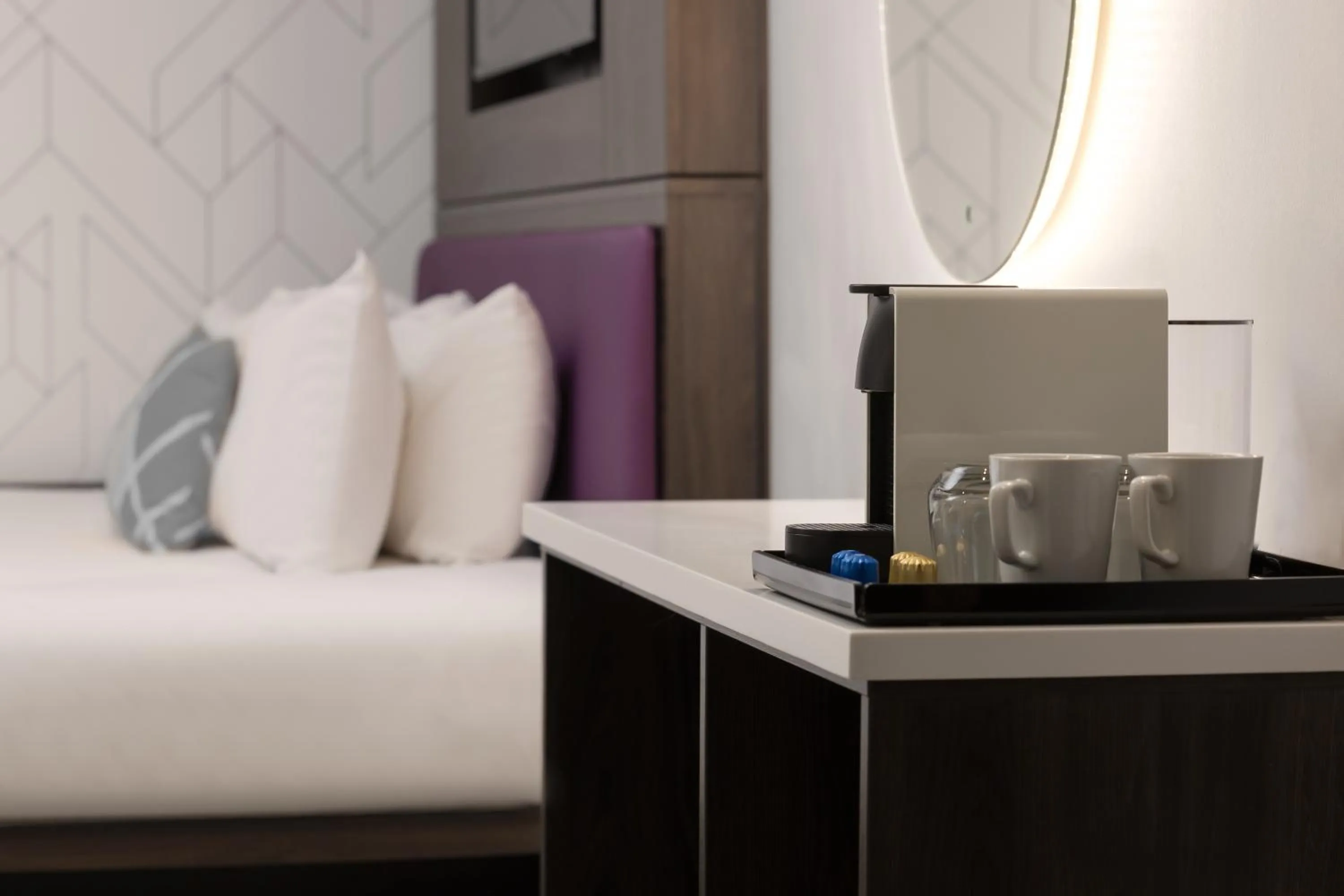 Coffee/tea facilities, Bed in Four Points Flex by Sheraton London Shoreditch East
