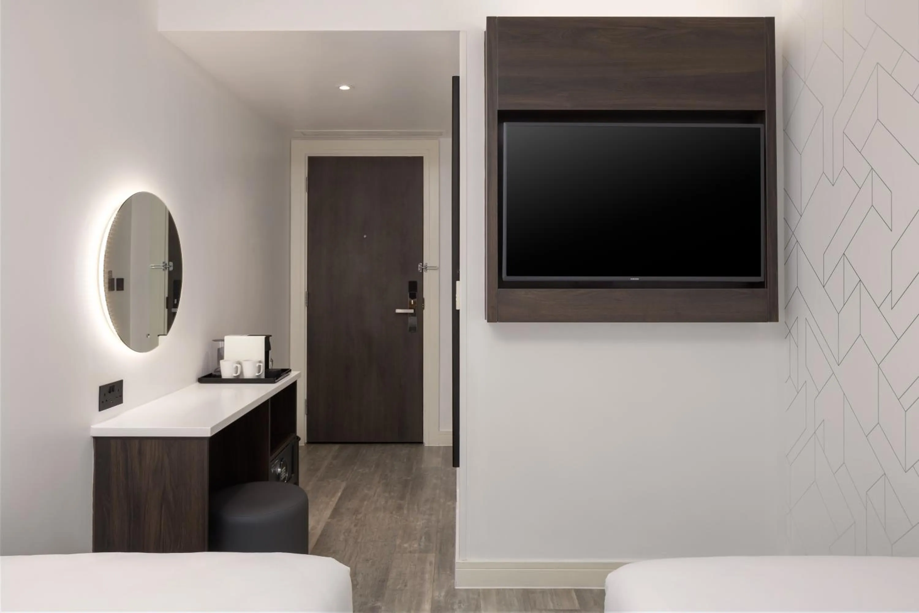 TV and multimedia, Bed in Four Points Flex by Sheraton London Shoreditch East