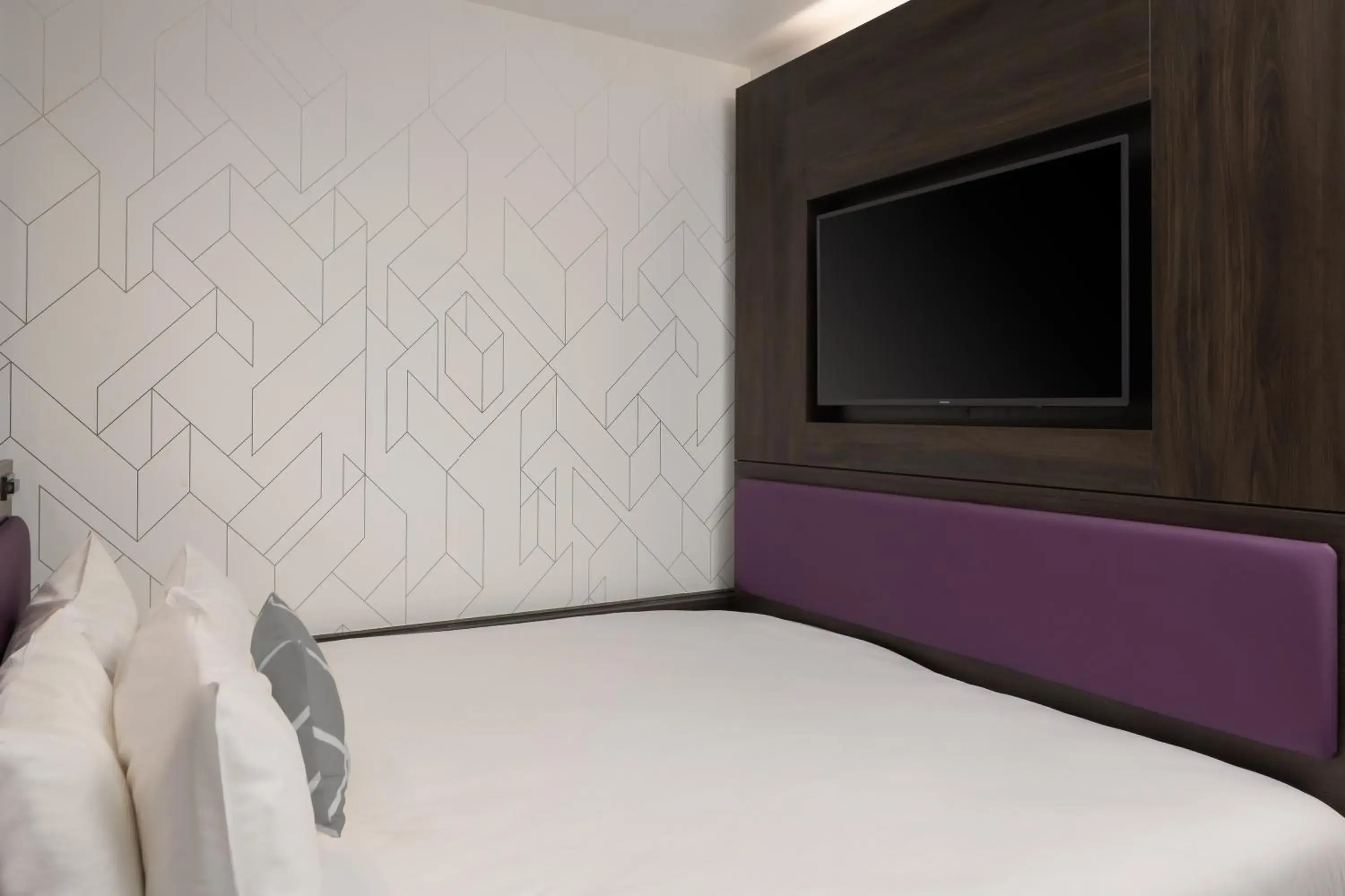 Windowless Efficient King Room in Four Points Flex by Sheraton London Shoreditch East Windowless Efficient King Room in Four Points Flex by Sheraton London Shoreditch East