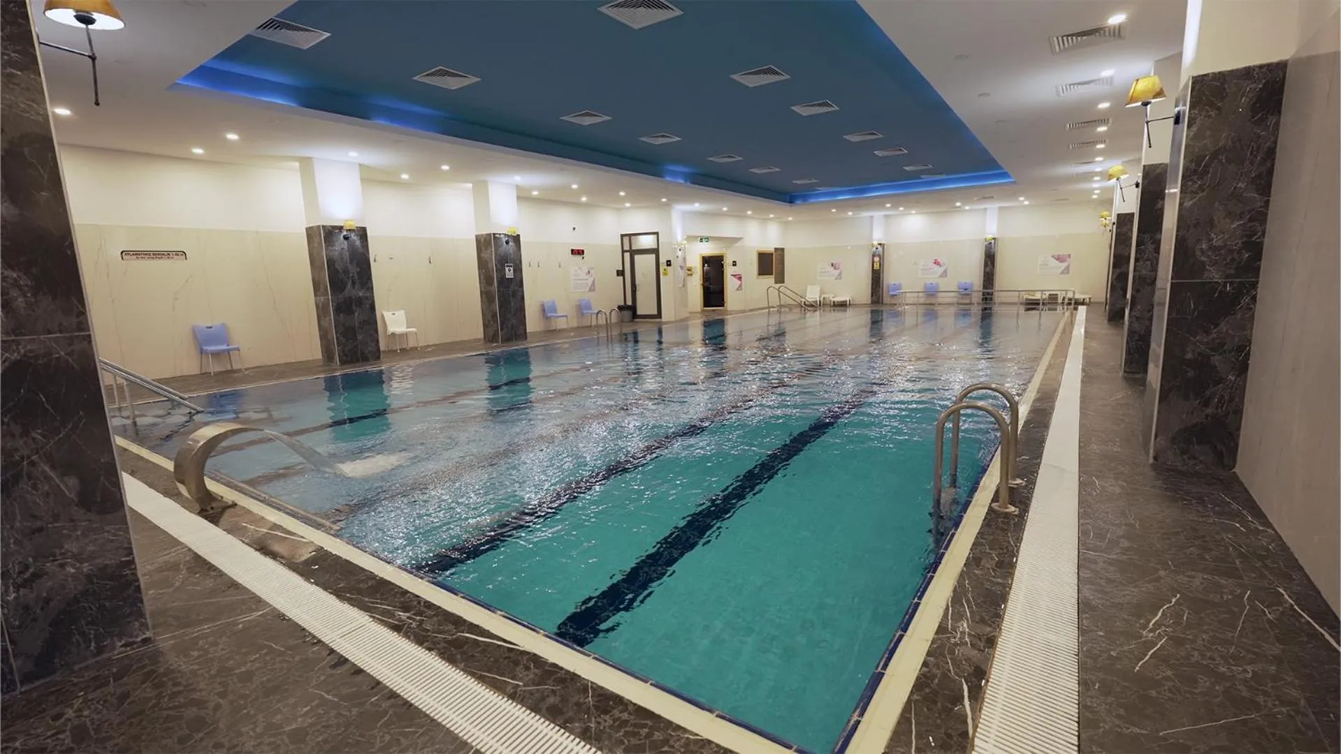 Swimming pool in Hilas Thermal Resort Spa & Aquapark