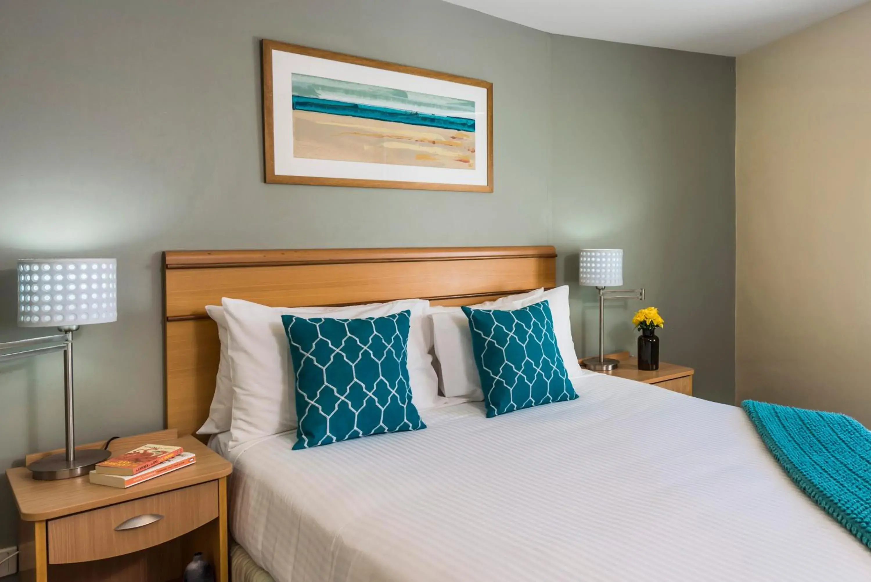 Studio in Oaks The Entrance Waterfront Suites Studio in Oaks The Entrance Waterfront Suites