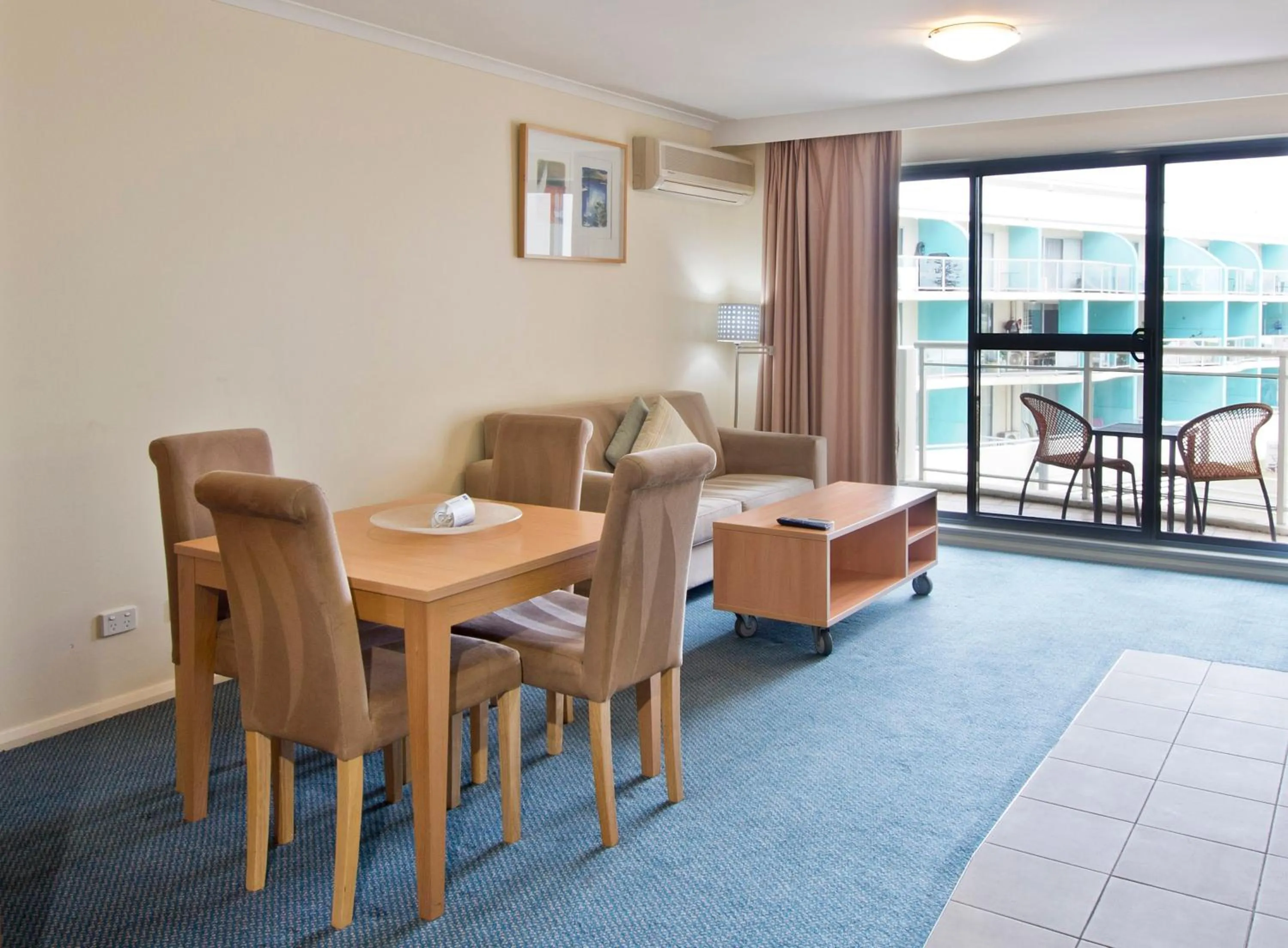 Balcony/Terrace in Oaks The Entrance Waterfront Suites