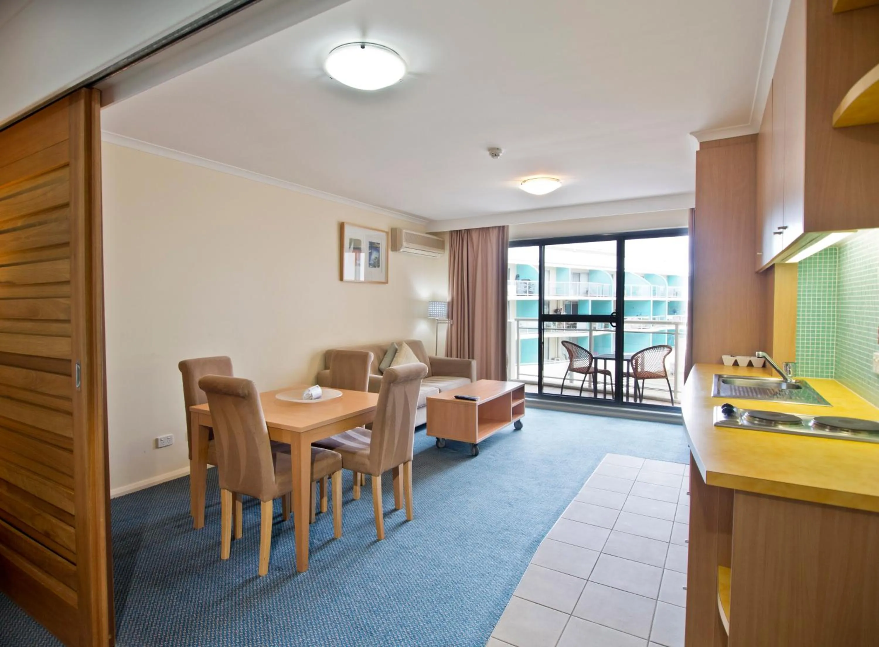 Balcony/Terrace in Oaks The Entrance Waterfront Suites