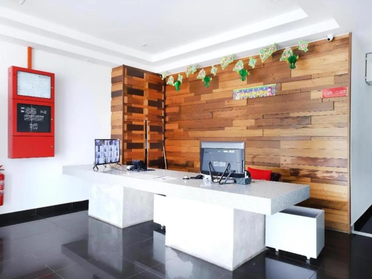 Lobby or reception in Iris Hotel