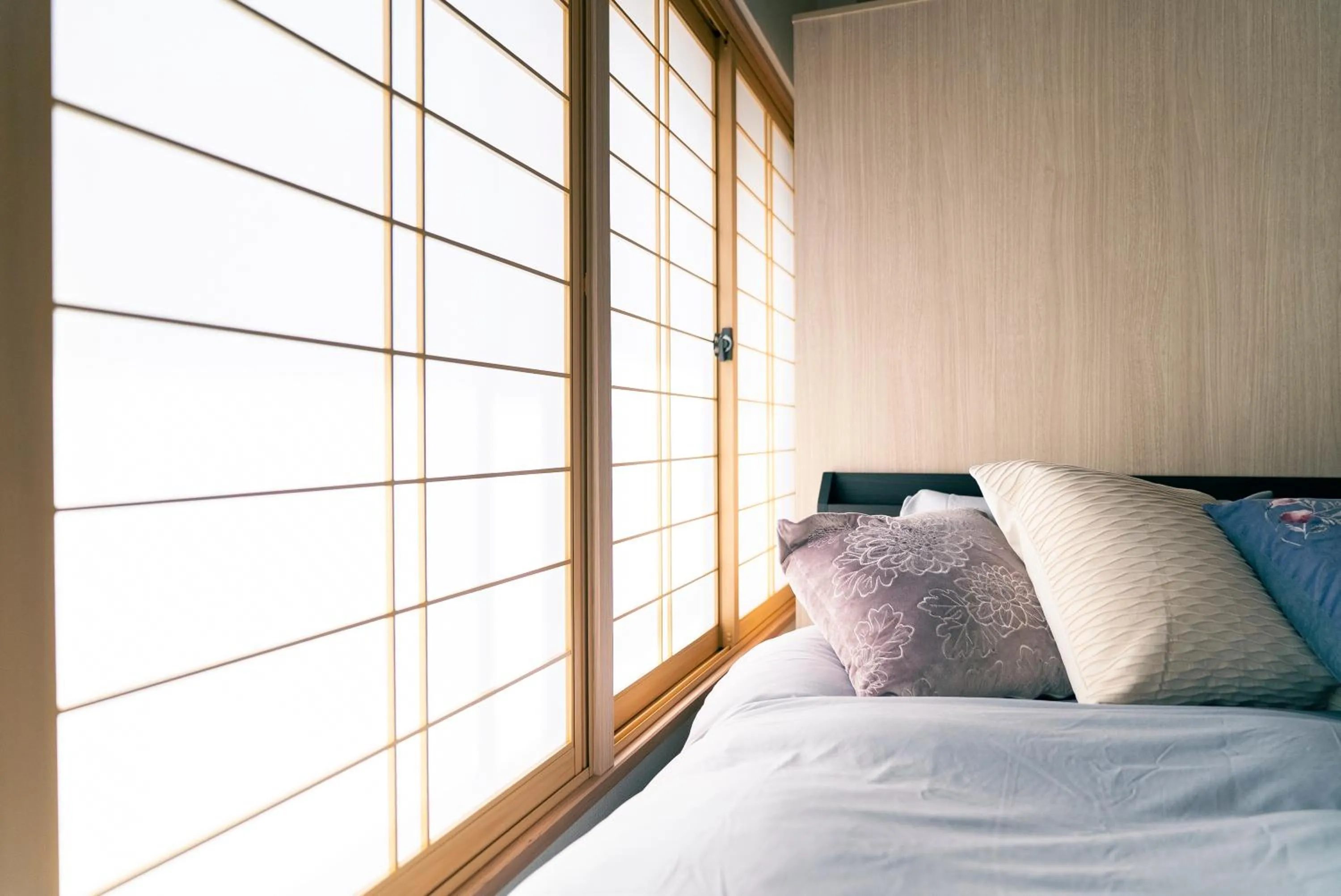 Bed in Yokohama Classic Apartment