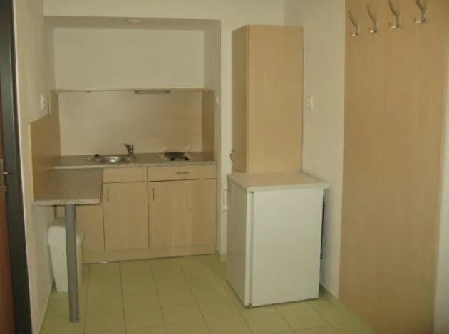 Kitchen or kitchenette in Uninova Hostel