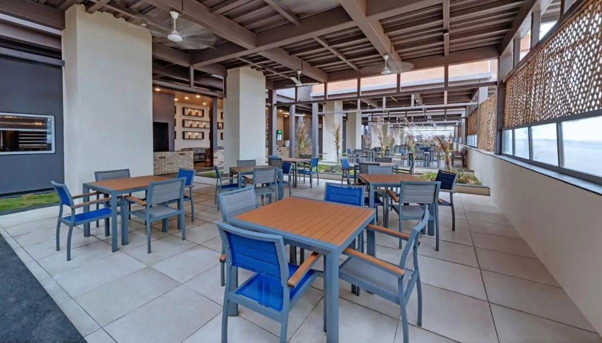 Restaurant/places to eat in The Fern Leo Beach Resort , Madhavpur