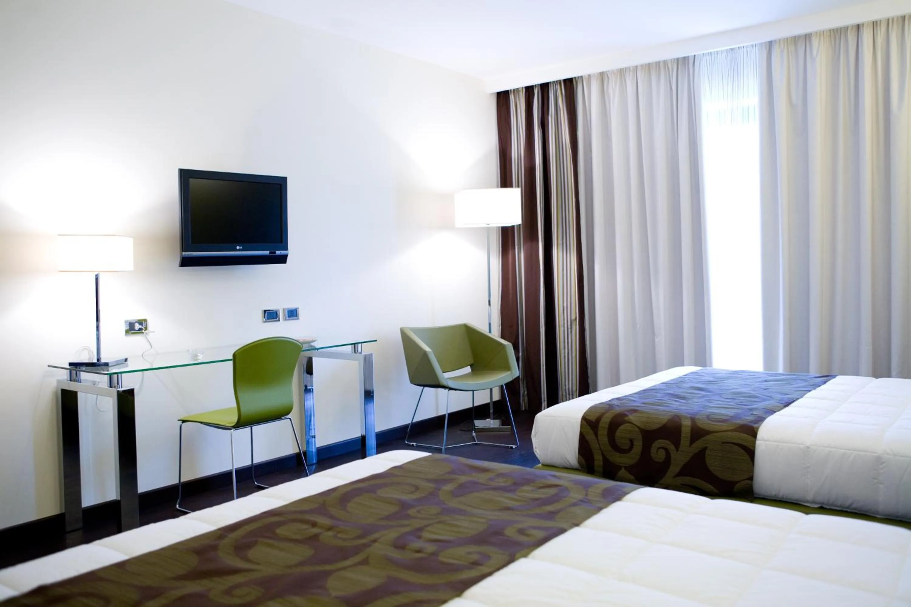 Bed in Hotel Napoleon