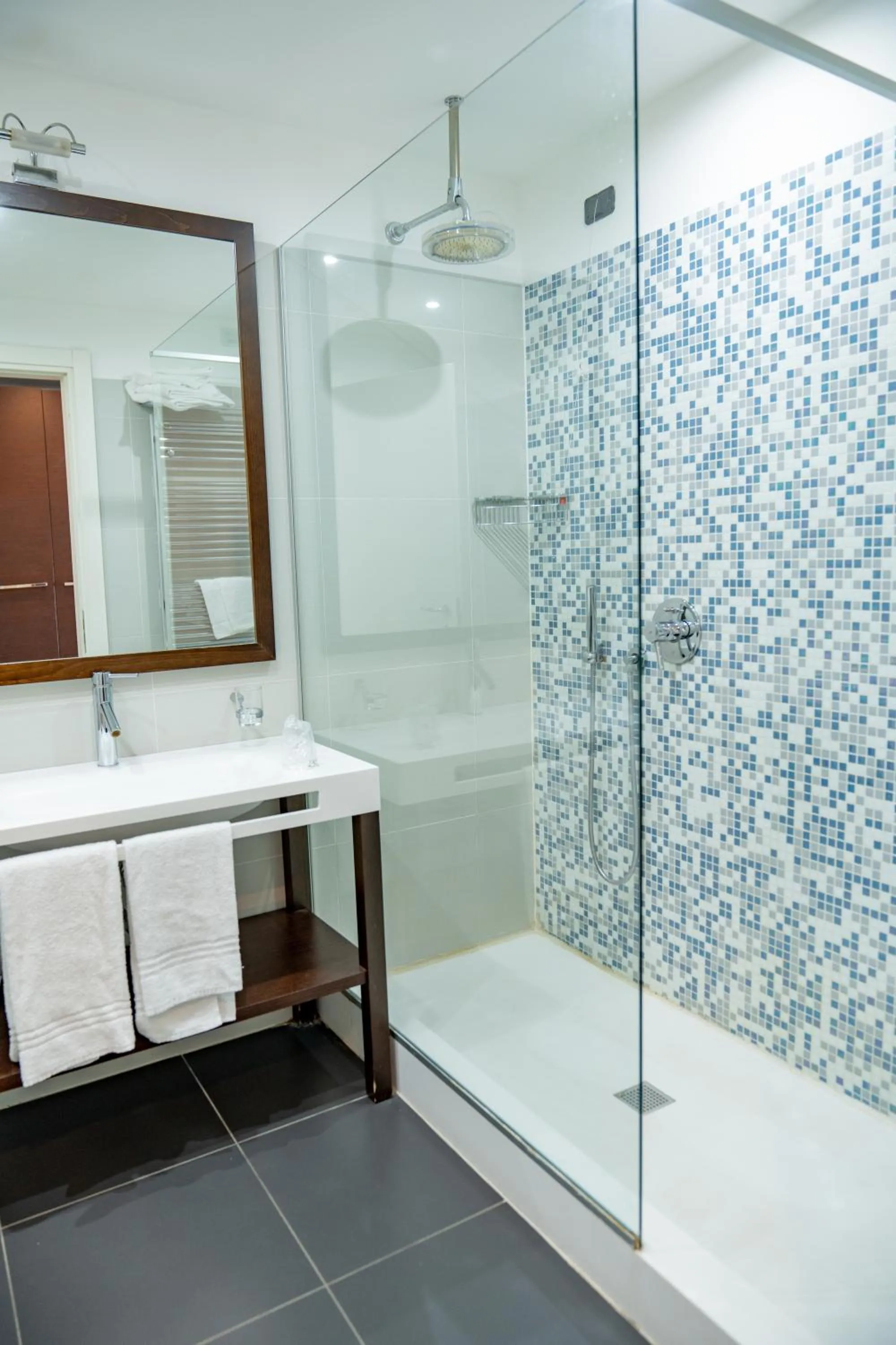 Bathroom in Hotel Napoleon