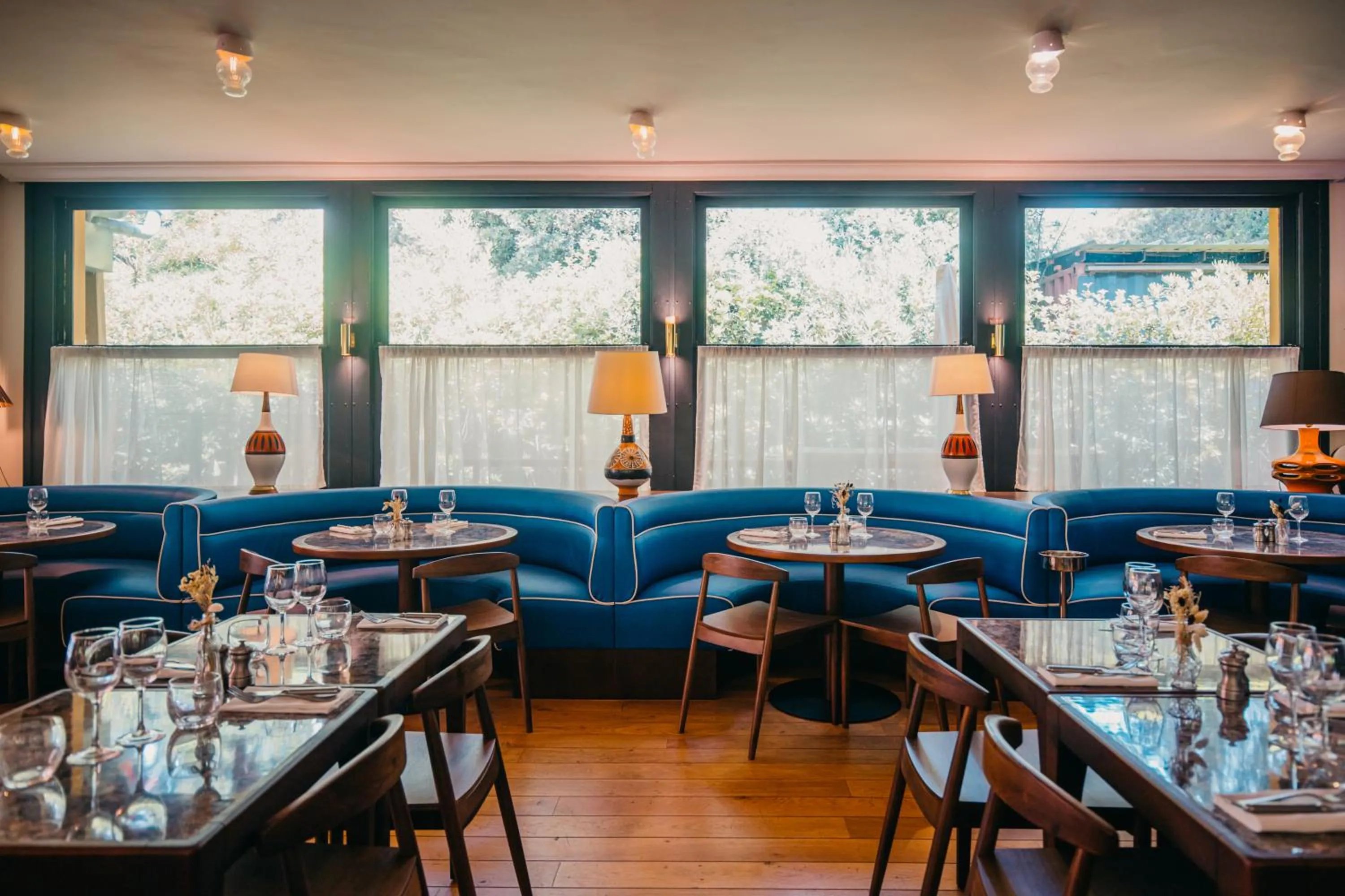 Restaurant/places to eat in La Guitoune