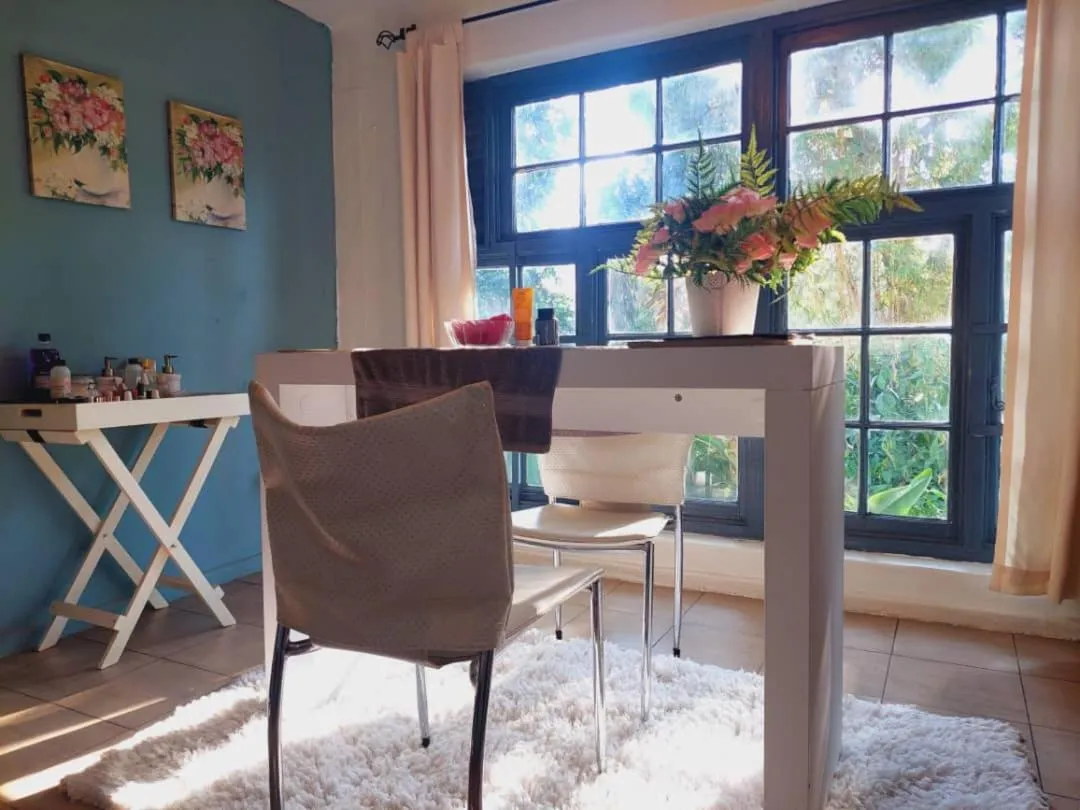 Spa and wellness centre/facilities in Fawlty Towers Accommodation & Activities