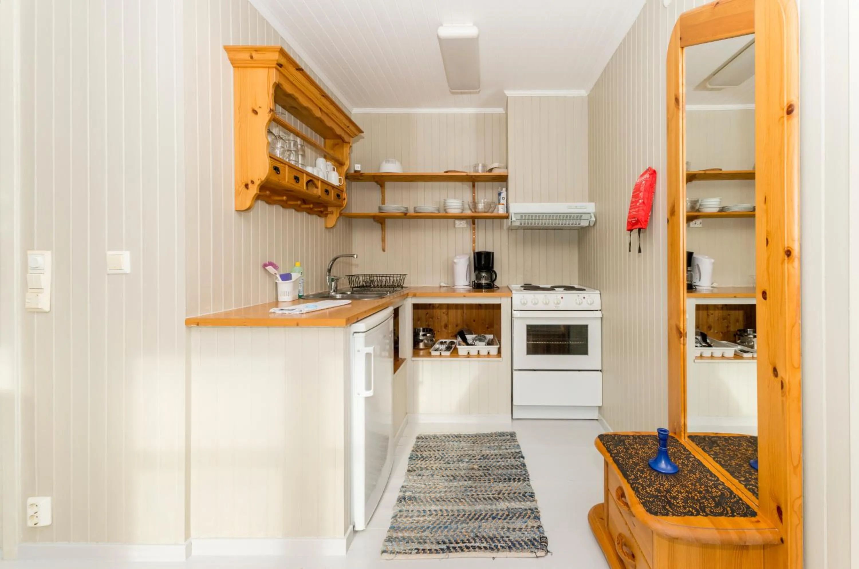 kitchen in Tyskhella Rorbuer