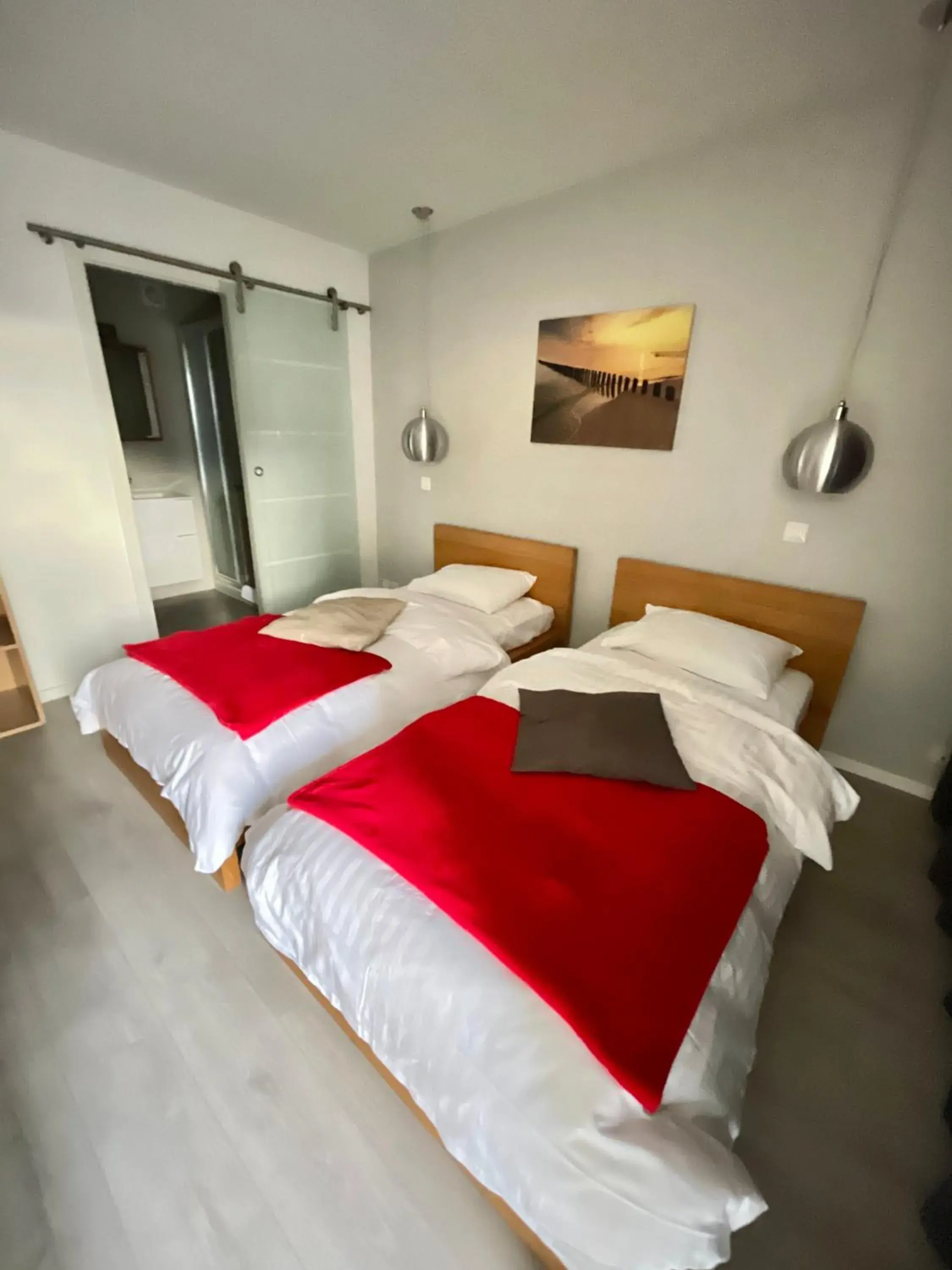 Twin Room - single occupancy in Relais de l'Aérodrome Twin Room - single occupancy in Relais de l'Aérodrome