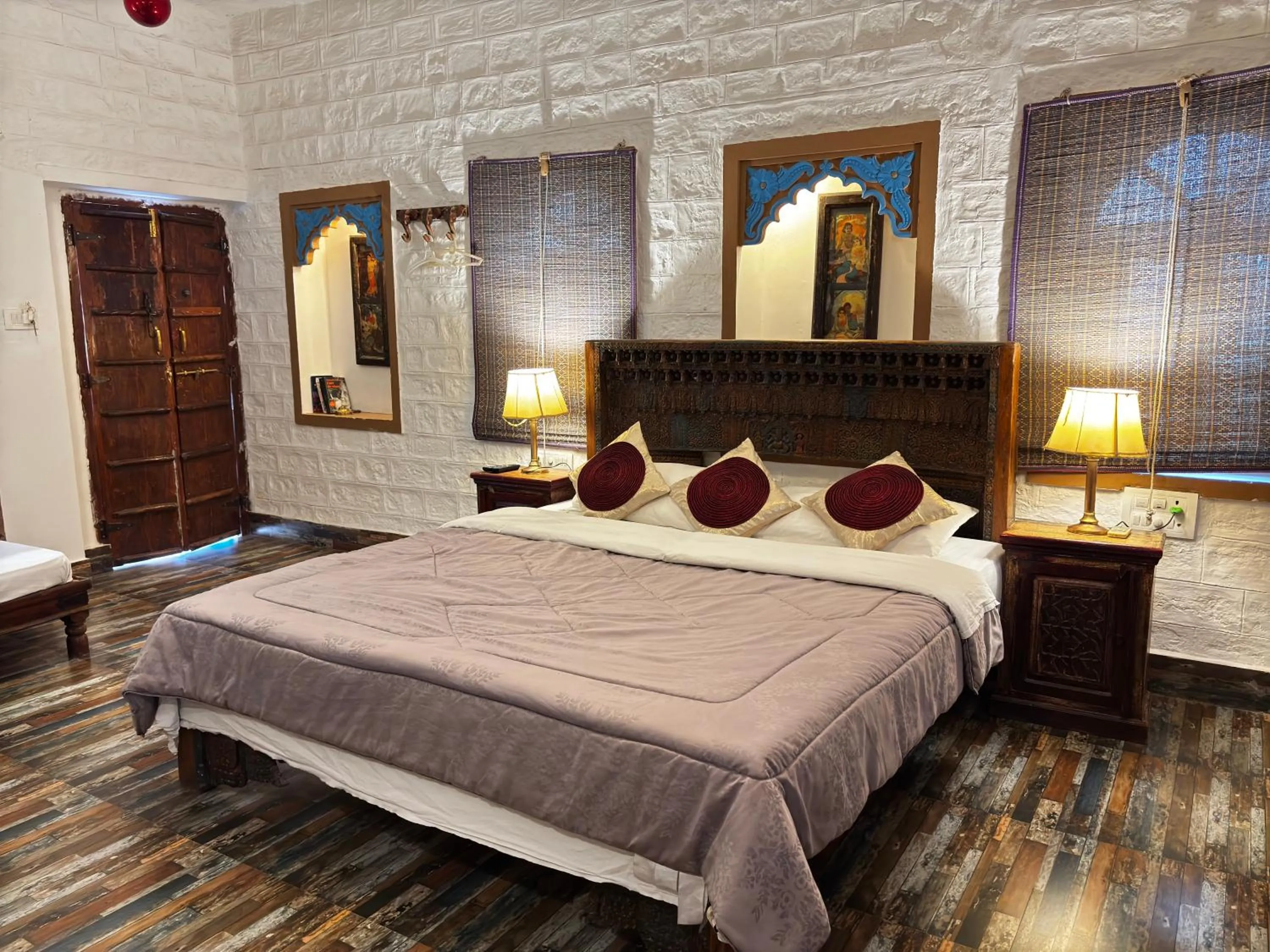 Bed in Shahi Guest House