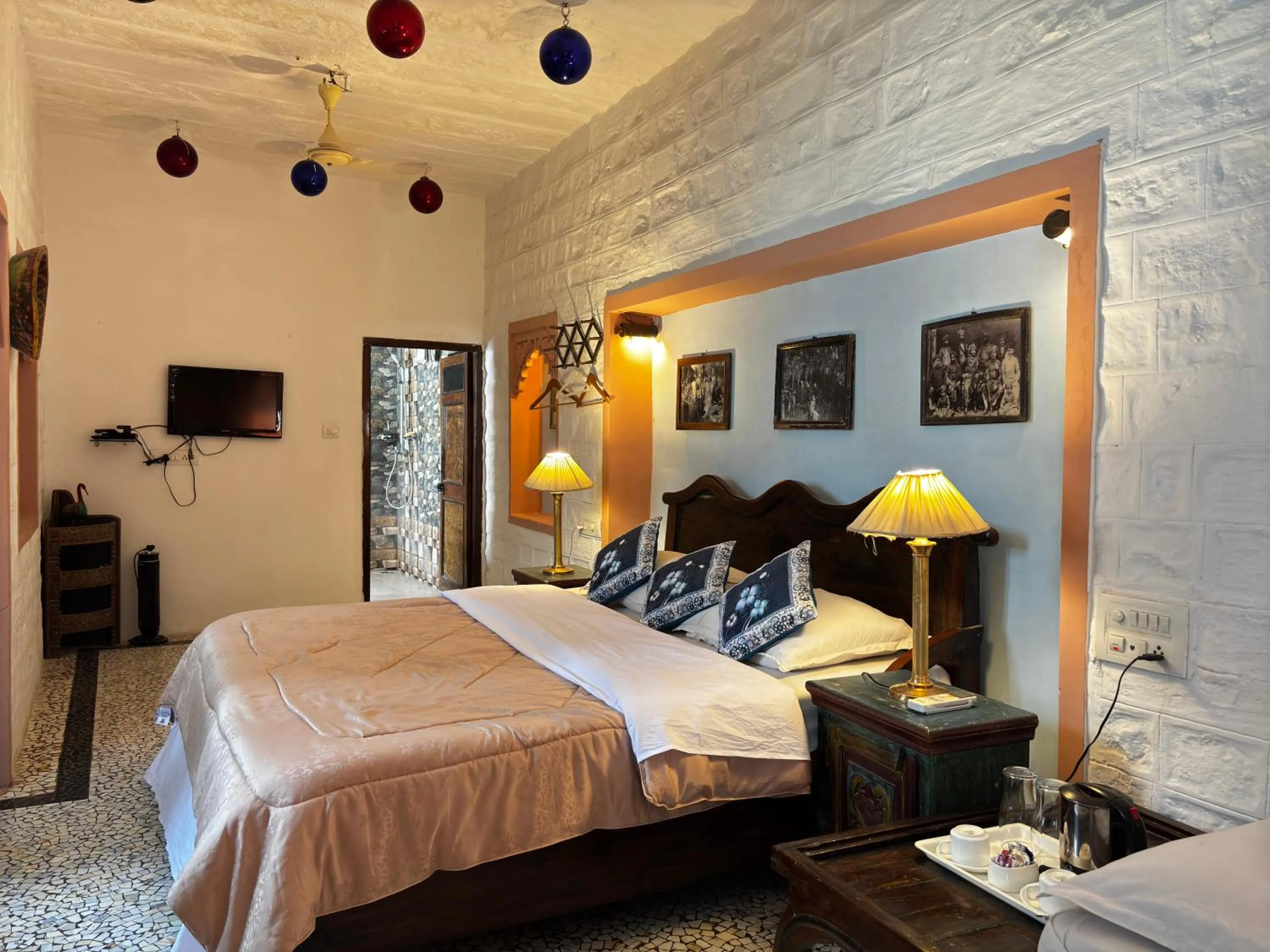 Bed in Shahi Guest House