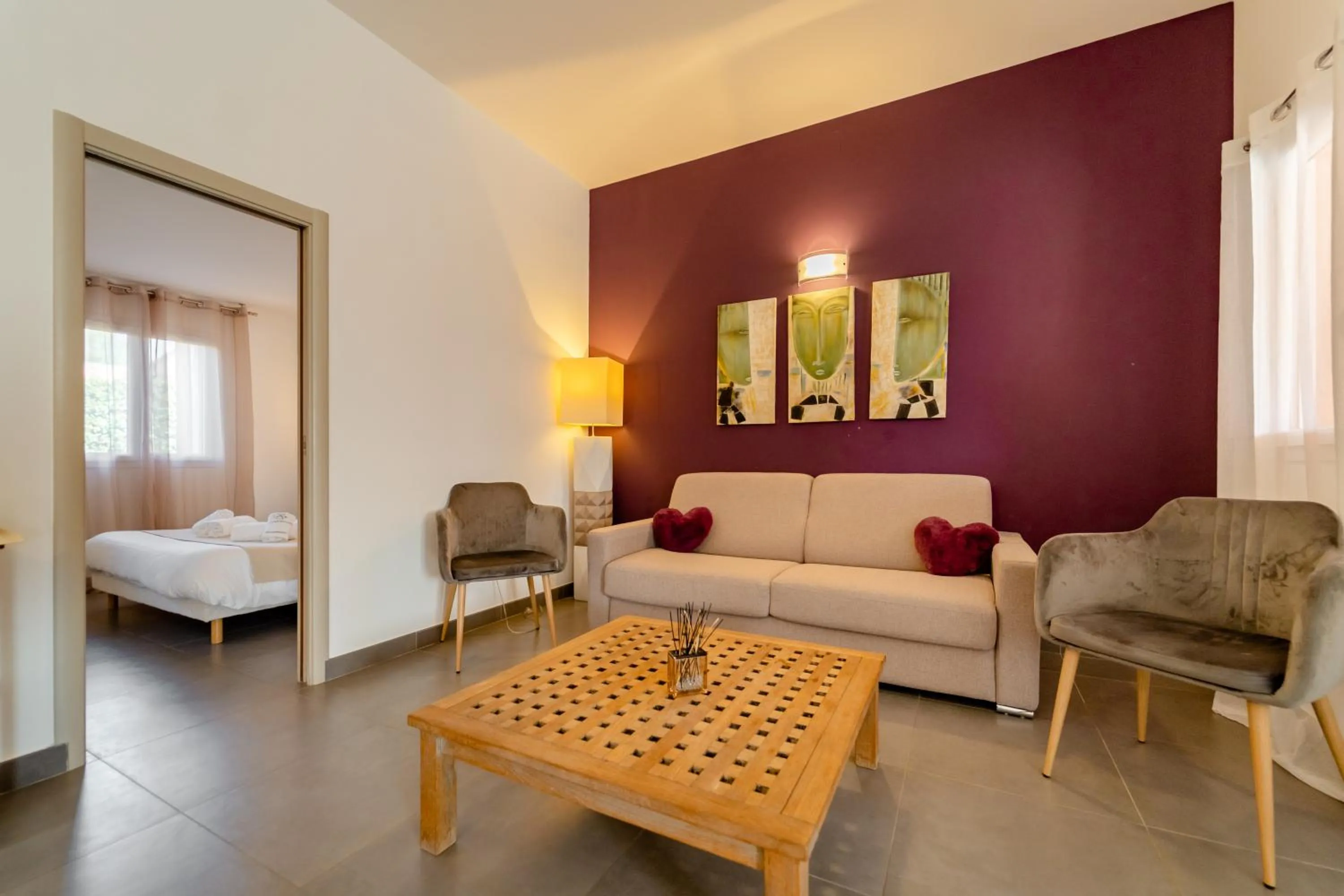 Living room, Bed in Résidence Dolce Vita de Palombaggia