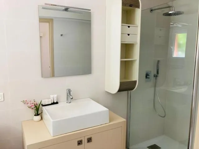 Bathroom in Résidence Dolce Vita de Palombaggia