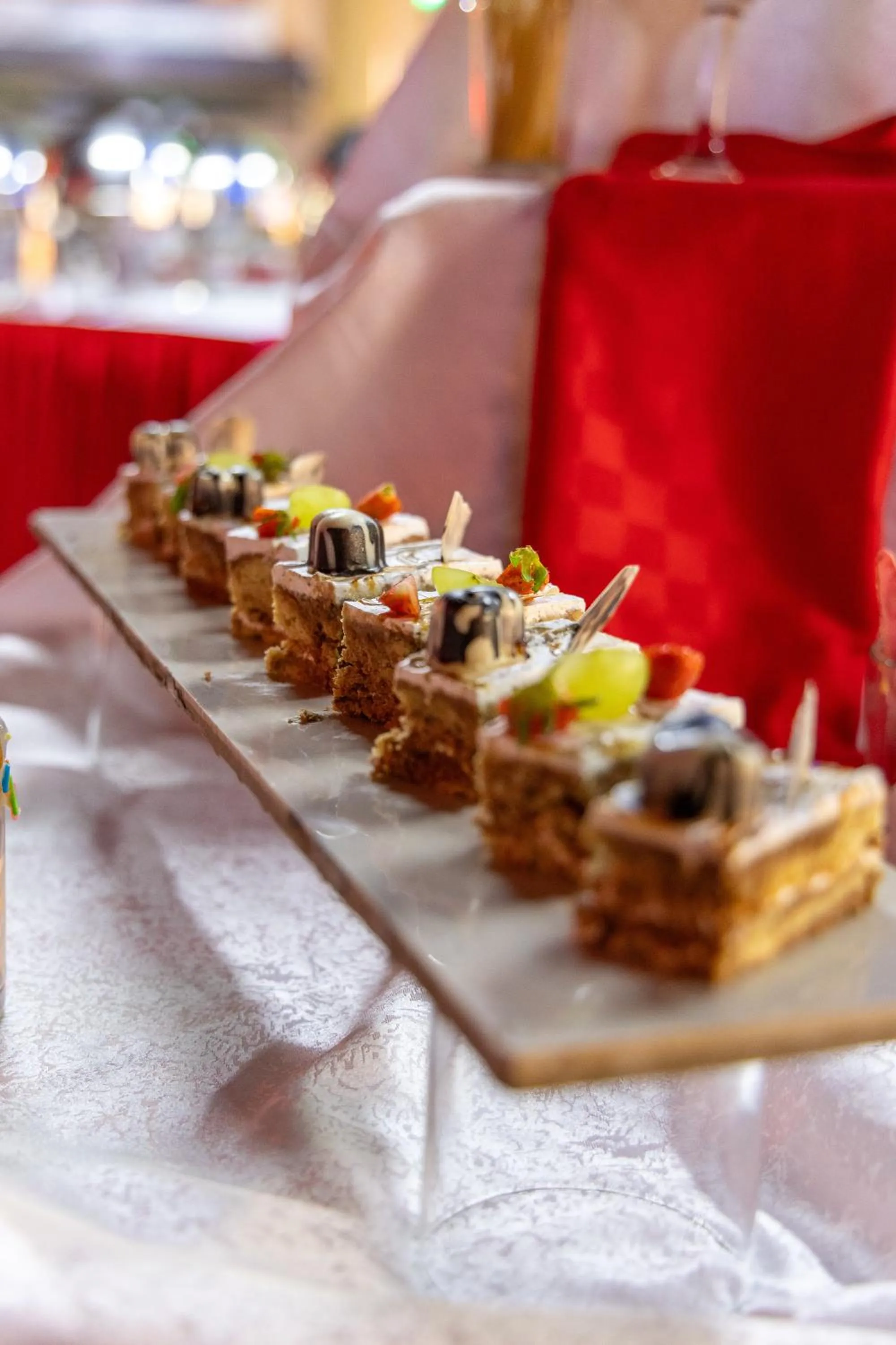 Food and drinks in Maxland Hotel