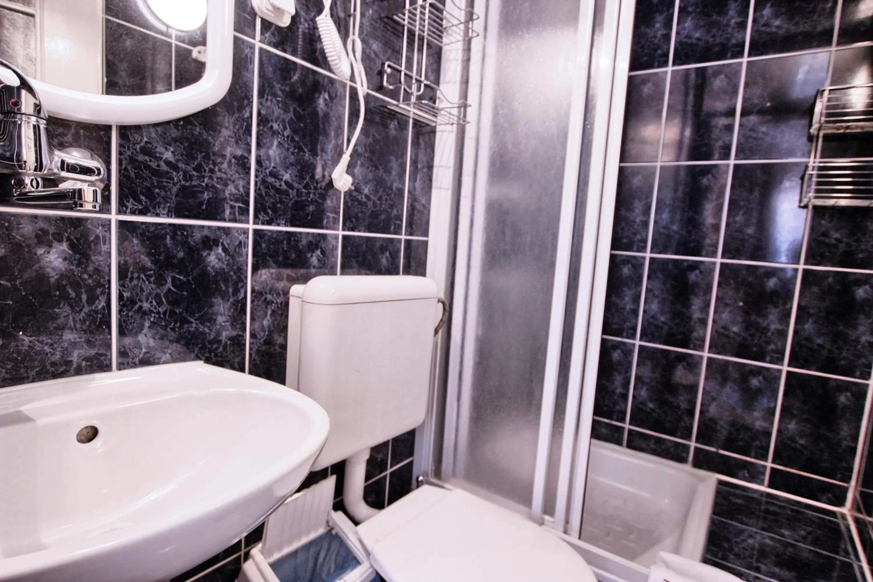 Bathroom in Willa ZAKObystra