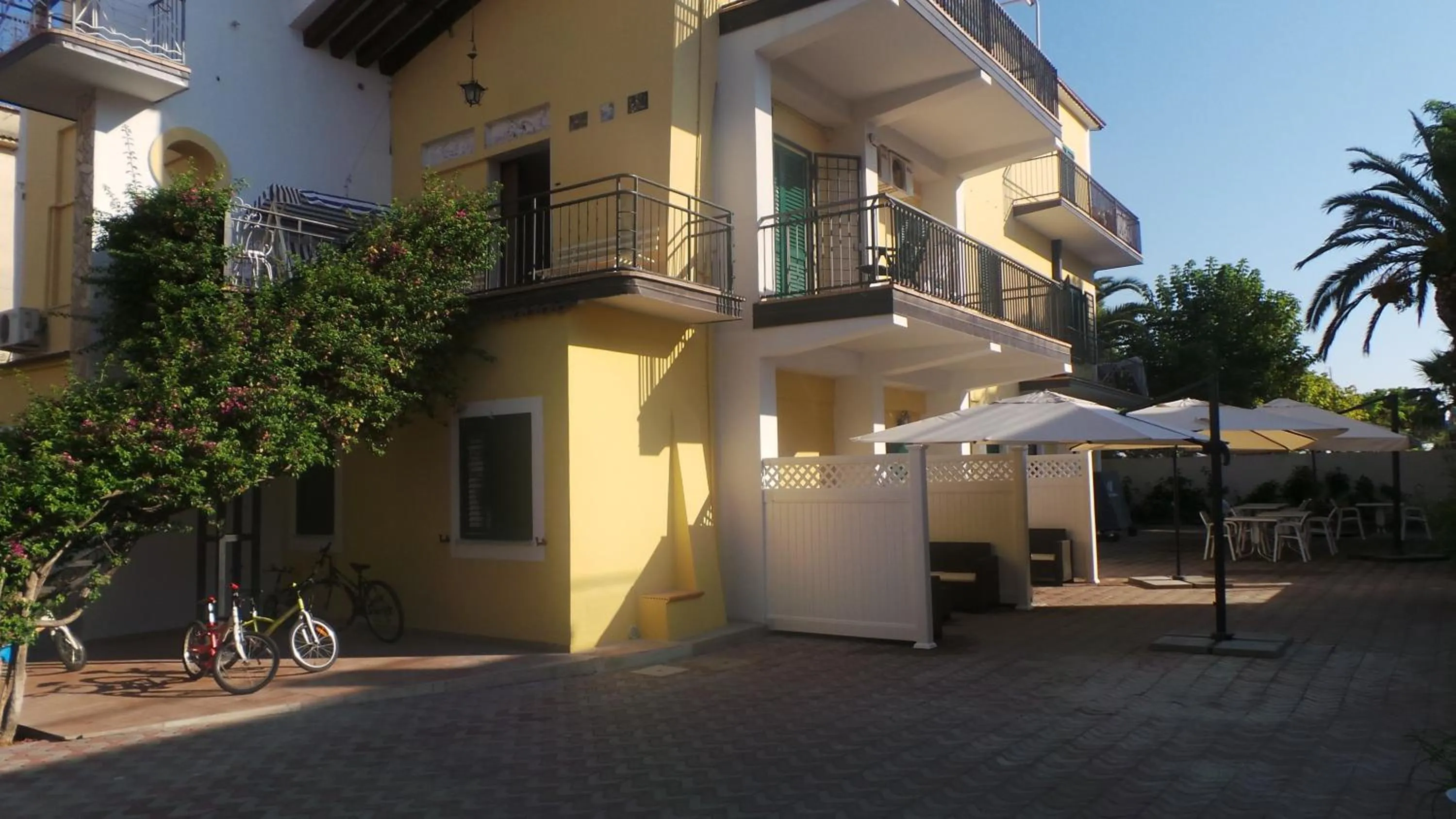 Property building in B&B Villa Lisa