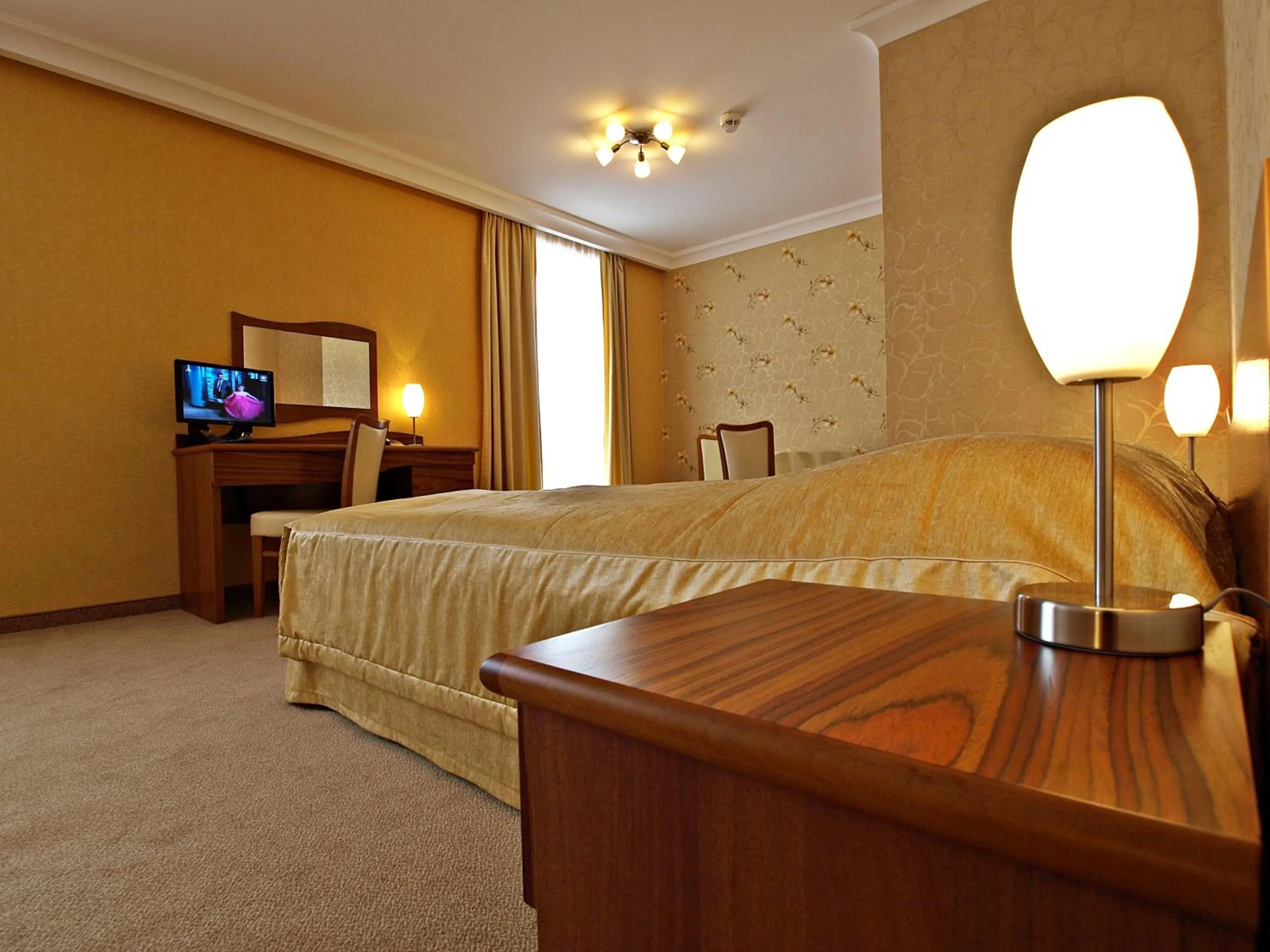 Photo of the whole room, Bed in Hotel Fajkier