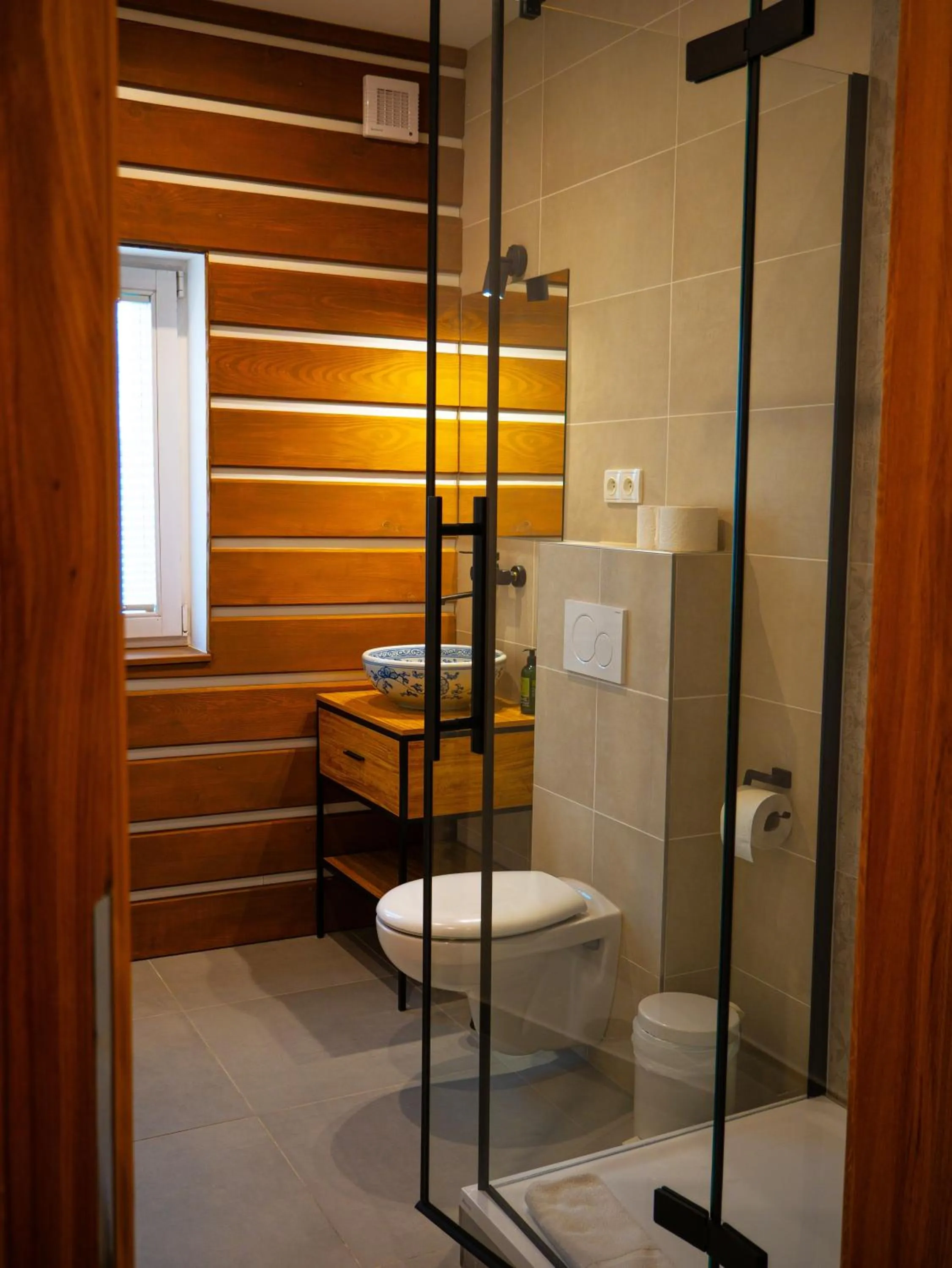 Shower in Resort Malevil