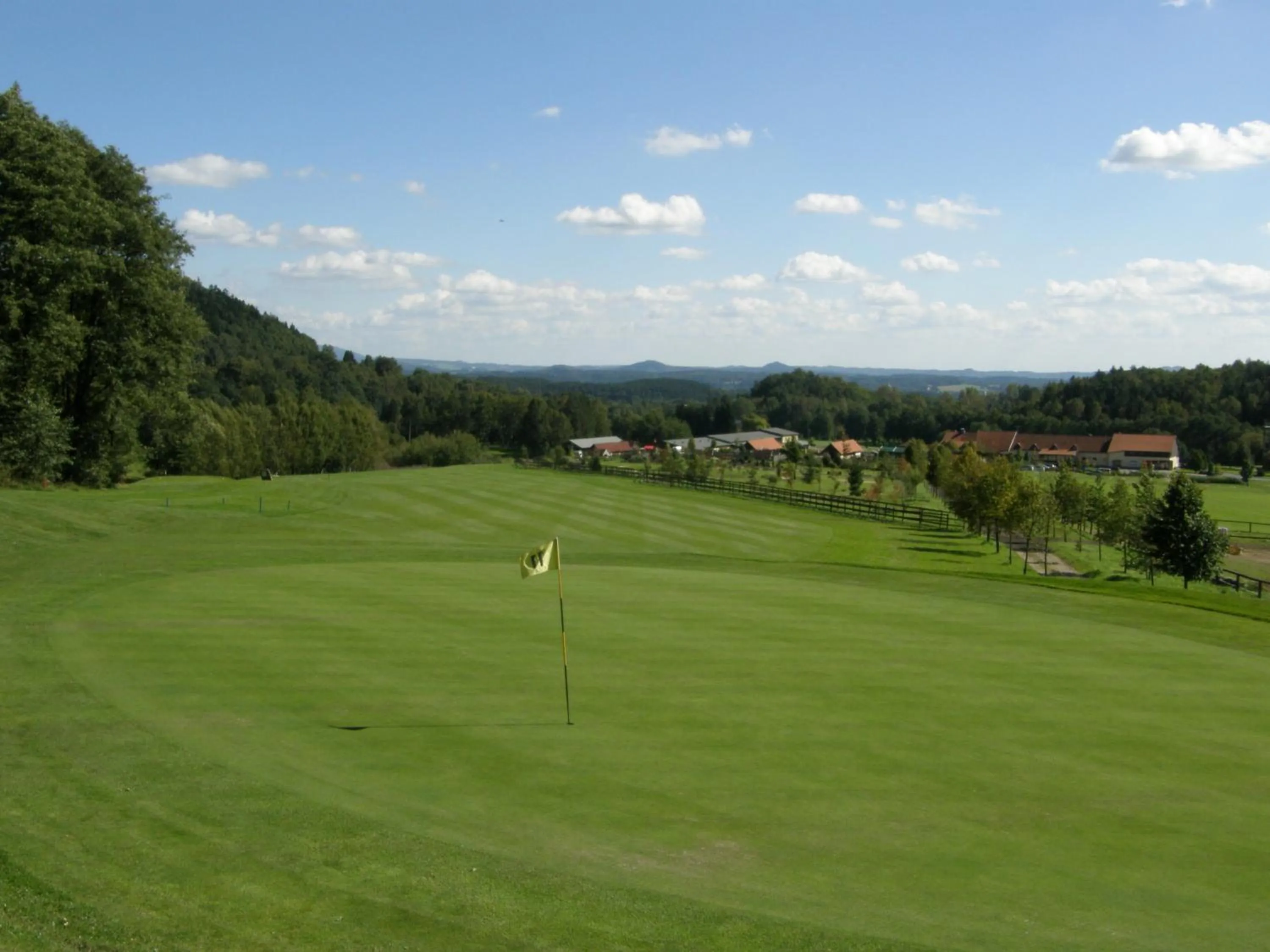 Golfcourse in Resort Malevil