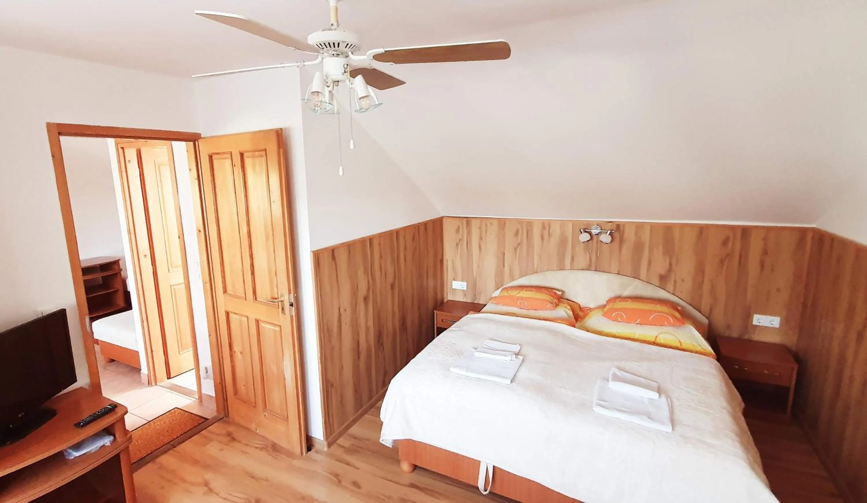 TV and multimedia, Bed in Apart Júlia Villa