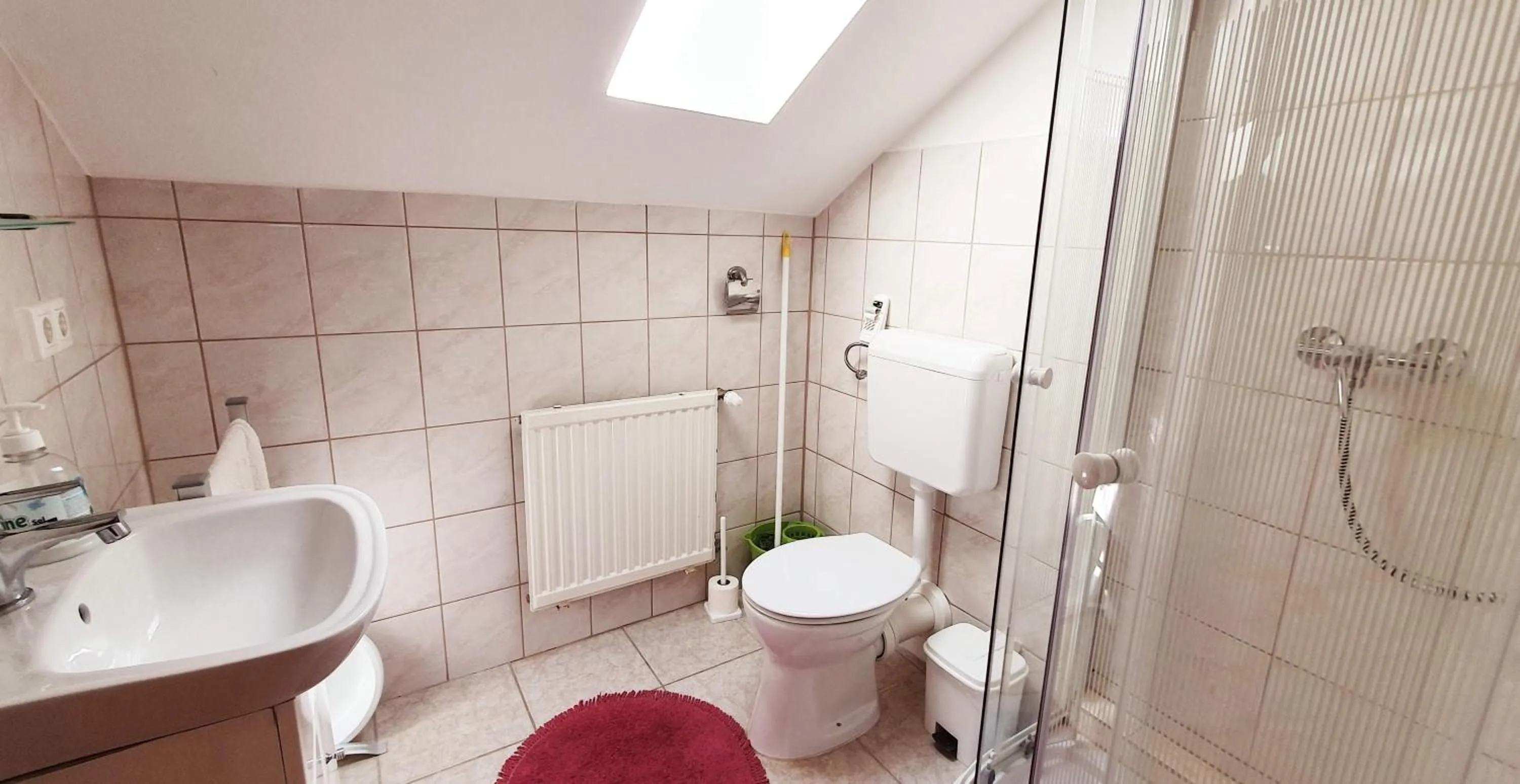 Shower in Apart Júlia Villa