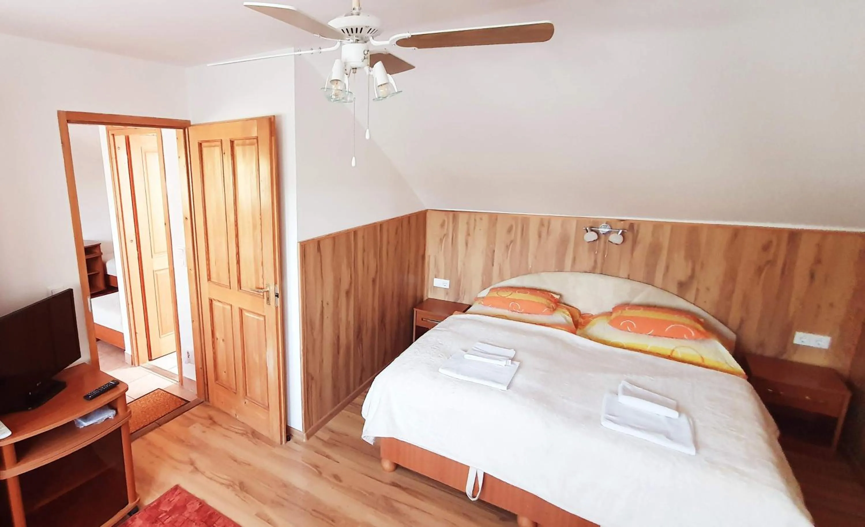 TV and multimedia, Bed in Apart Júlia Villa