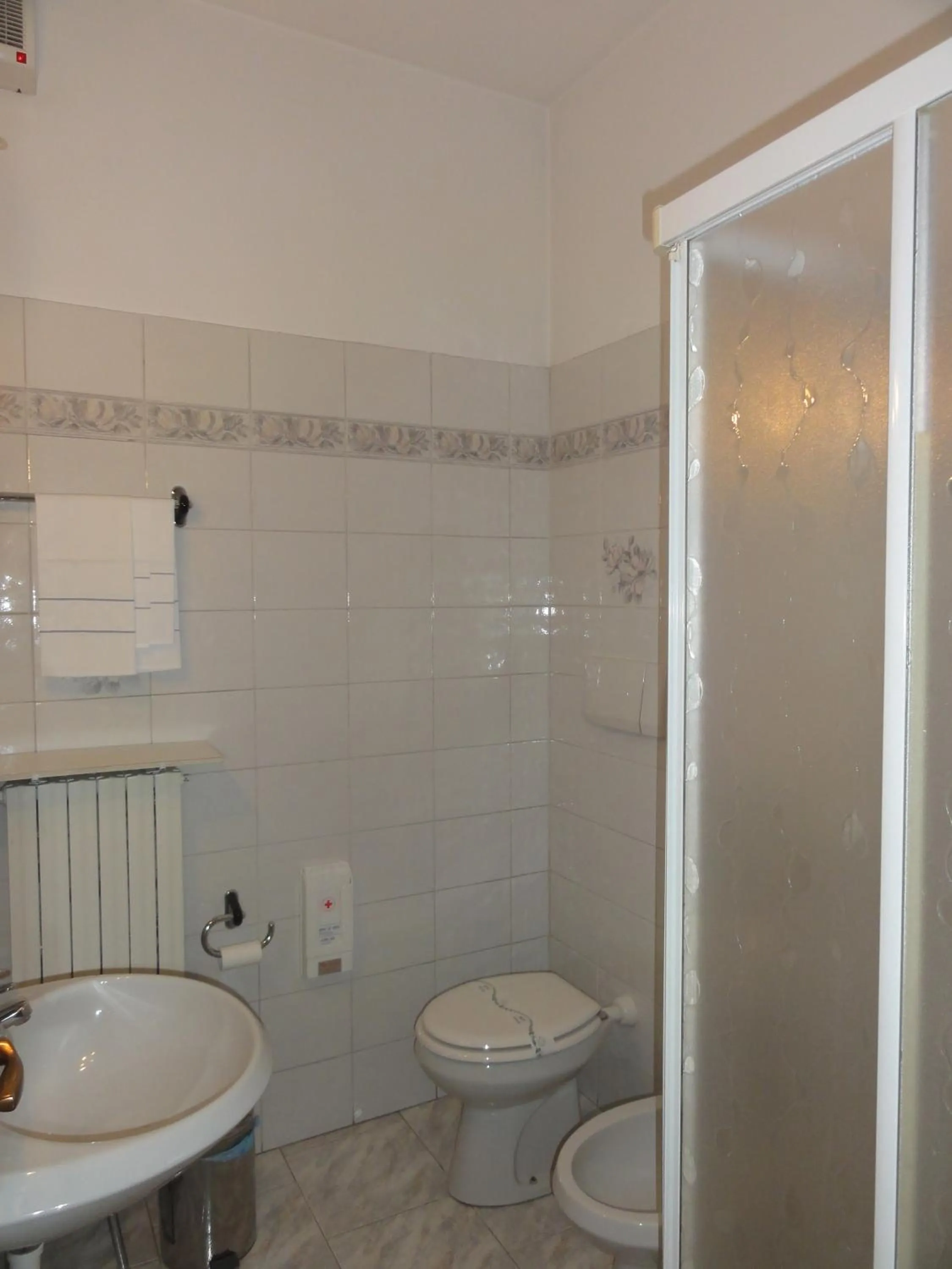 Toilet in Albergo Ristorante Grigna