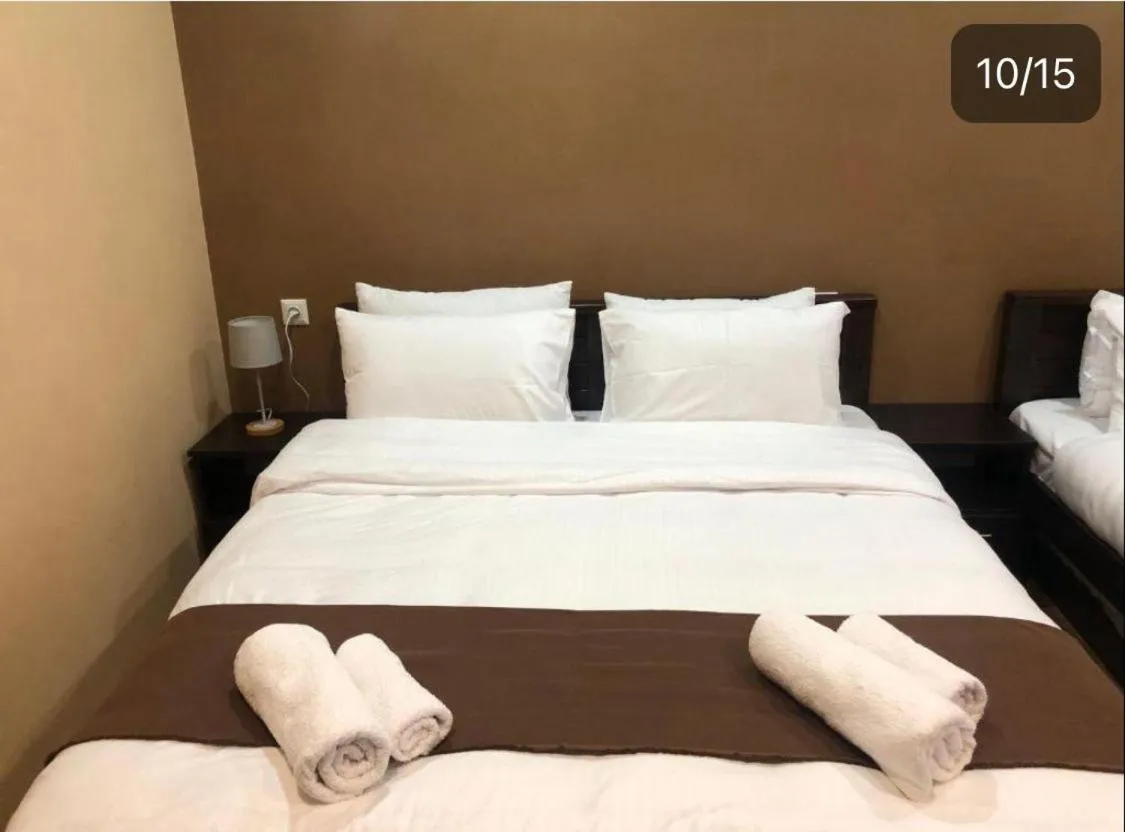 Bed in Borjomi Yellow Hotel