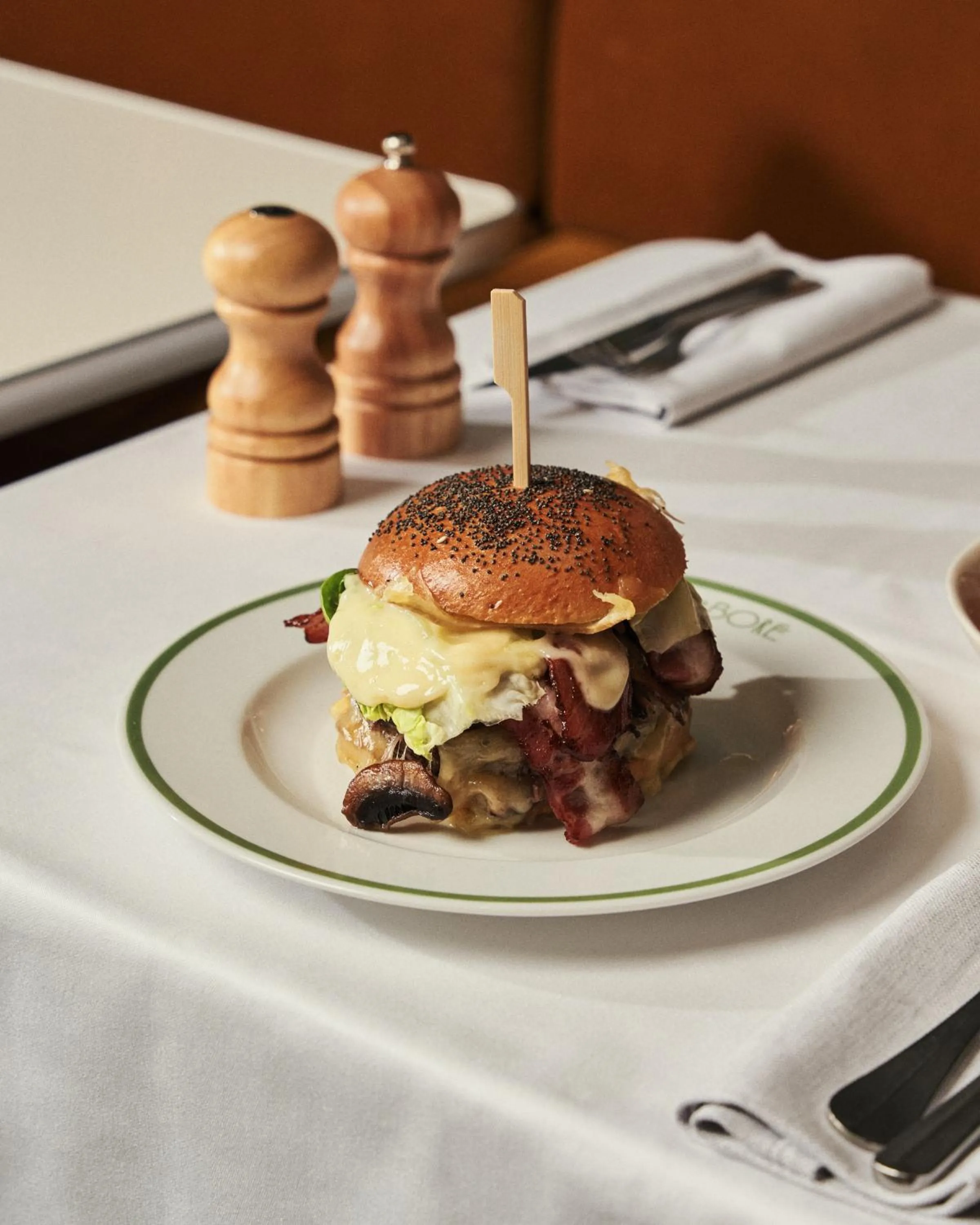 Restaurant/places to eat in Royal Madeleine Hotel & Spa